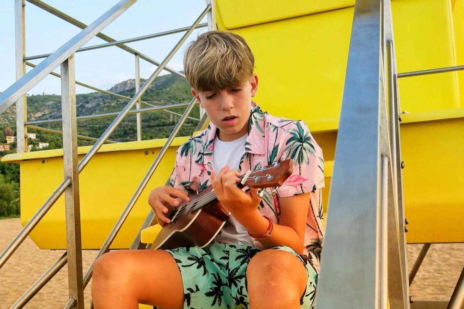 ‘THIS SUMMER’, el nuevo temazo de Lil Jan, no es solo una canción, es una filosofía de vida