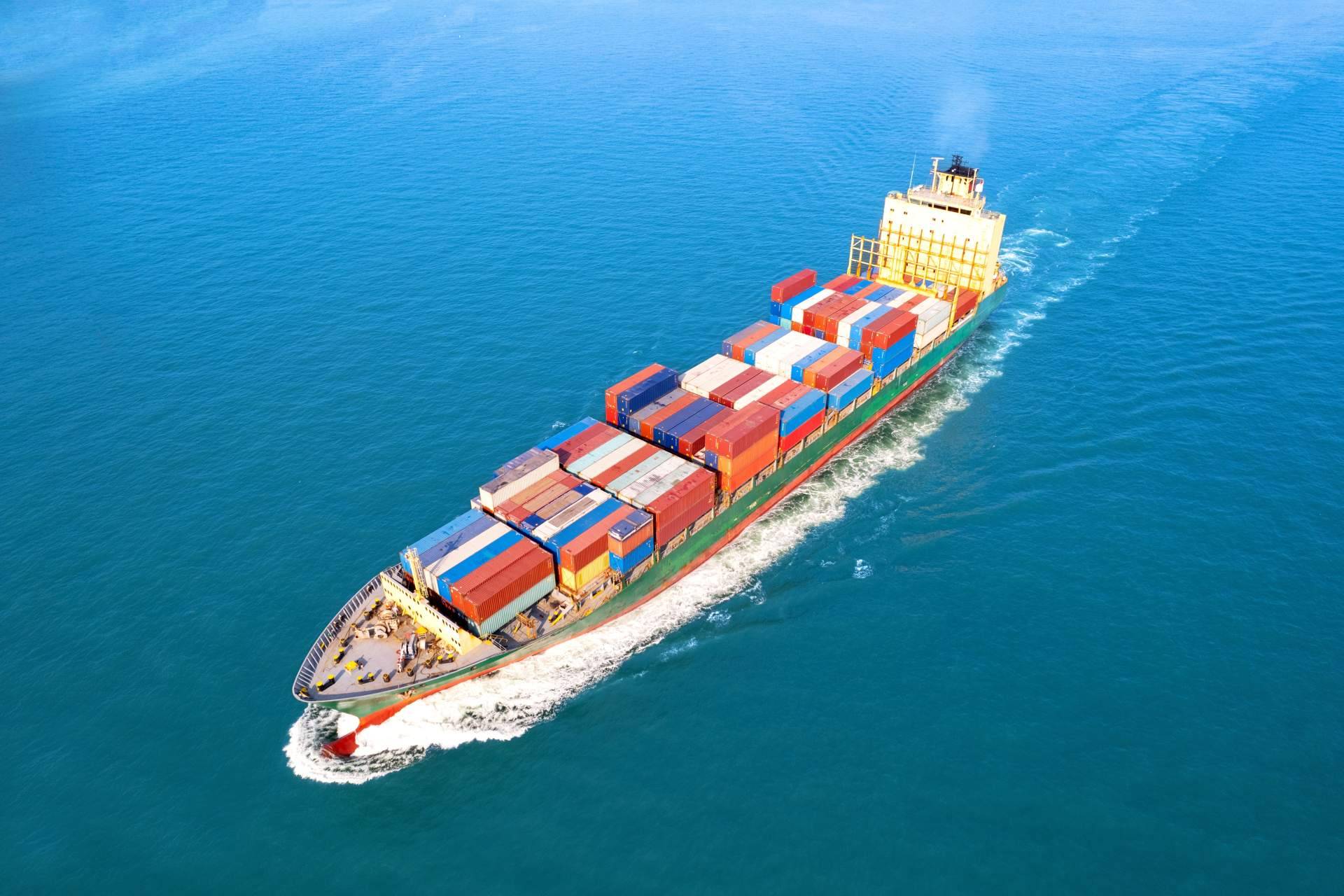 Transporte marítimo internacional de mercancías desde España, de la mano de Etrans