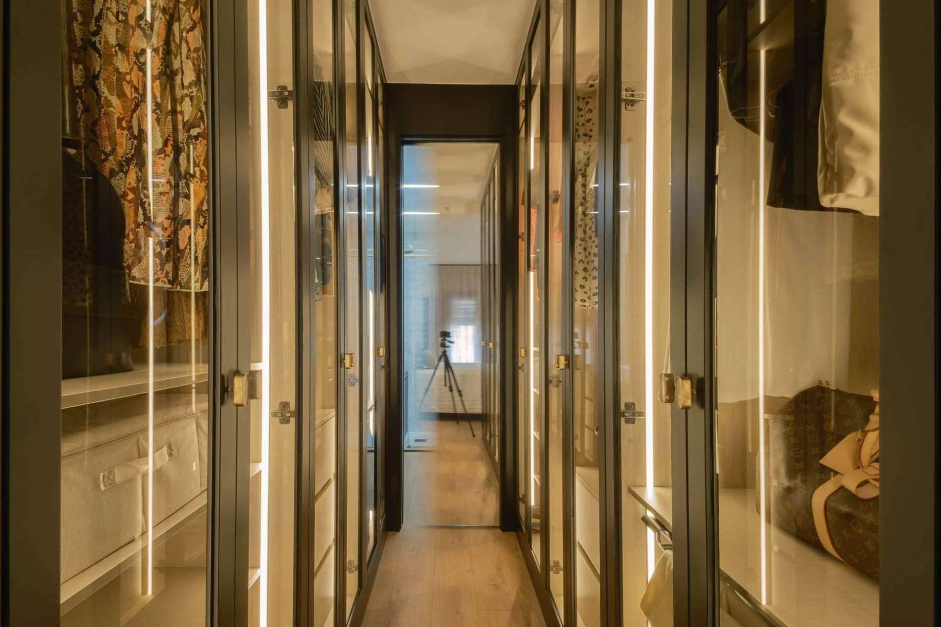 Cómo es el proyecto de reforma de estilo Mid Century que Jesús Pino aplica en el centro de Motril