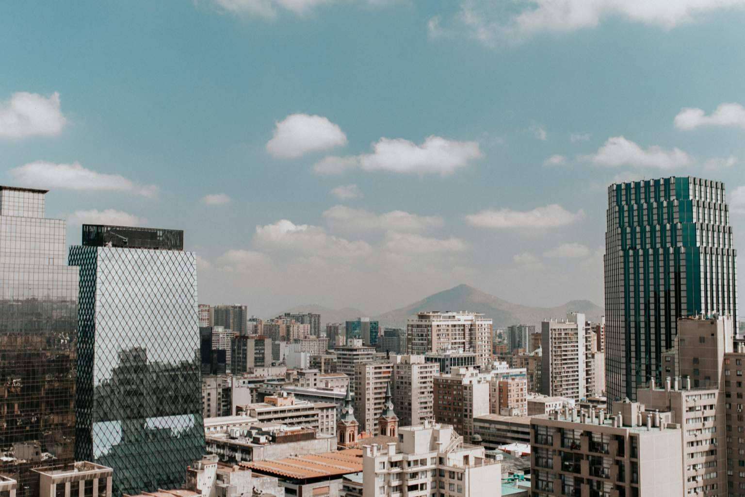 Asesoría a la Inversión Extranjera en Chile, acerca de la inversión extranjera en Chile