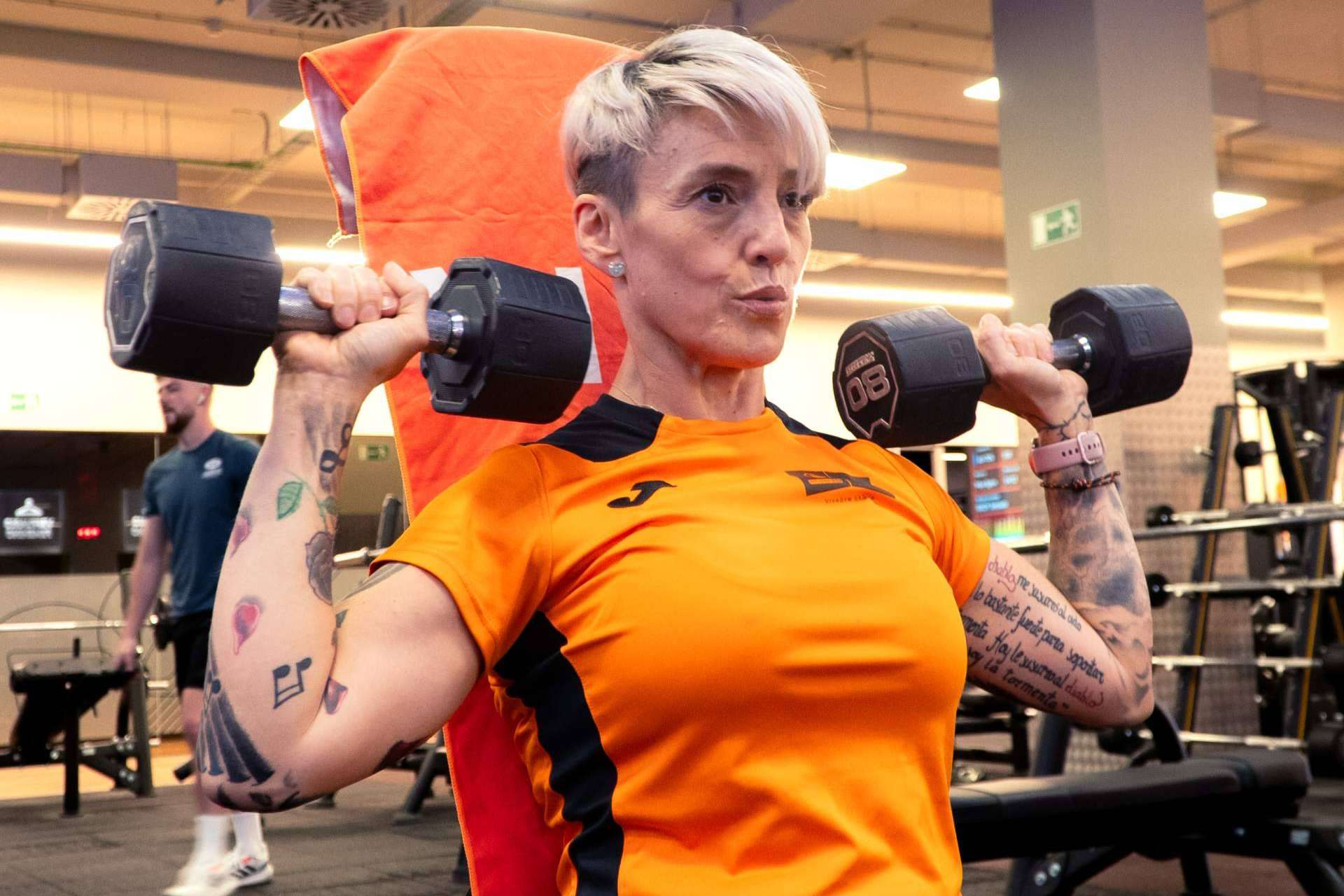 La importancia de utilizar un equipamiento deportivo adecuado para los entrenamientos en gimnasios