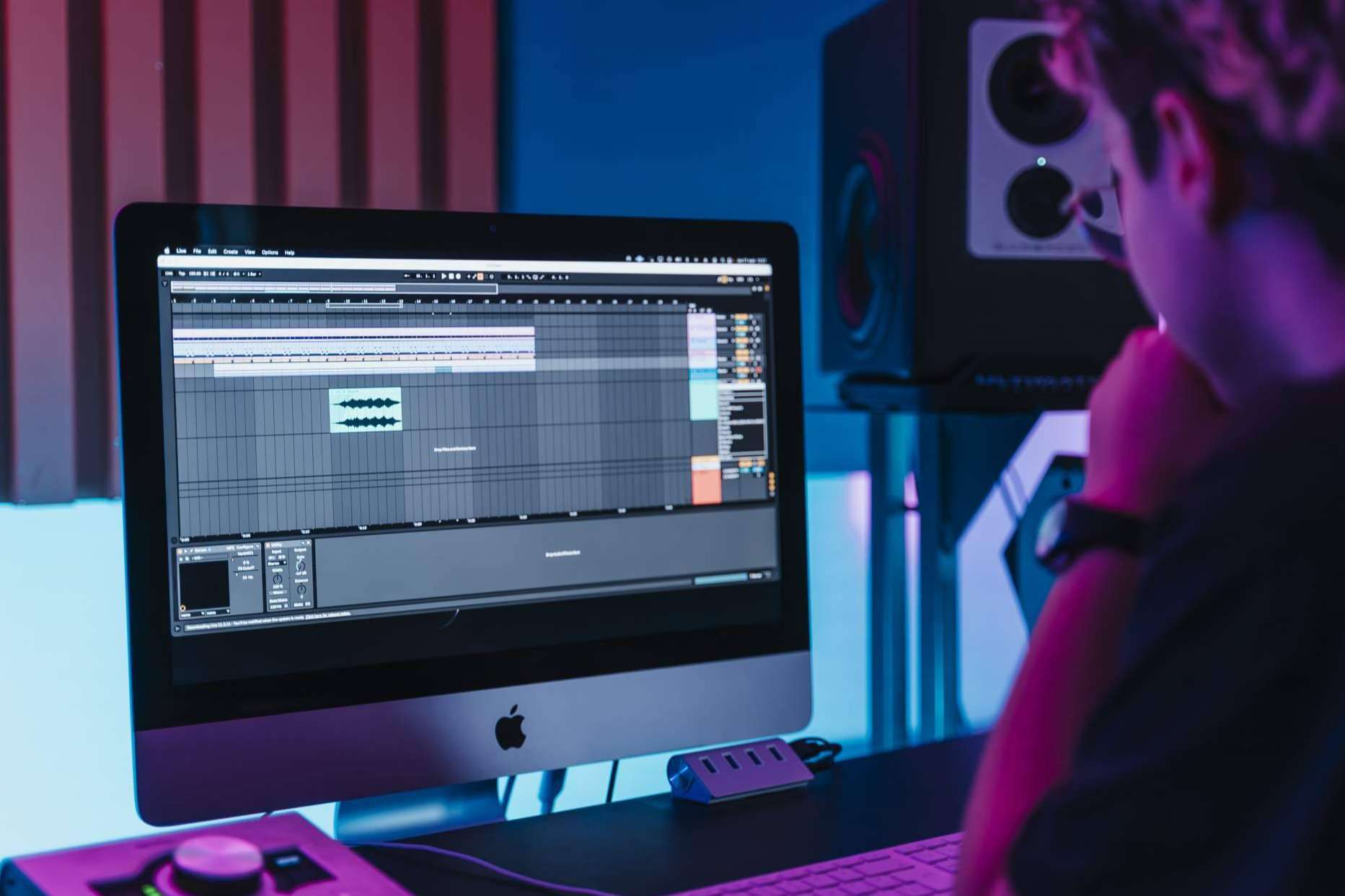 Dar en la nota es más sencillo con el curso de producción musical de Eumes