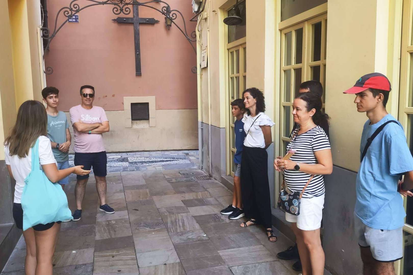 MalagaTurismo.es proporciona un viaje por la ciudad entre historia, tradición y gastronomía