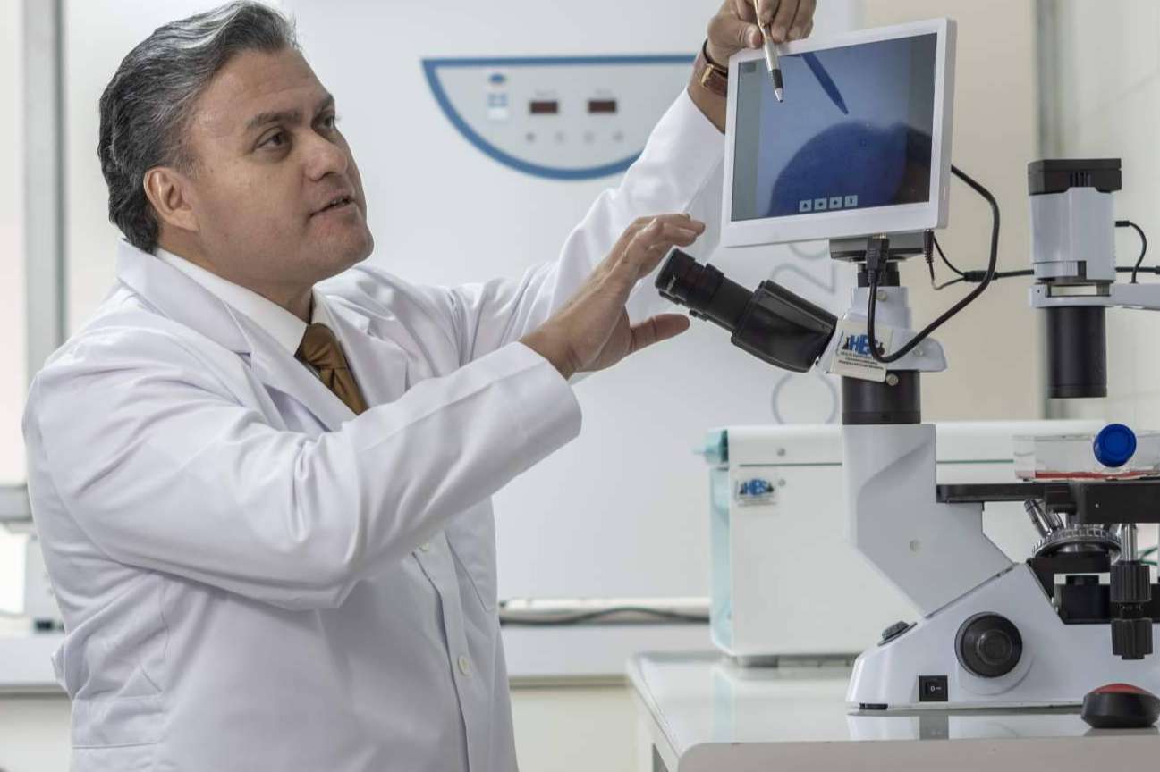 Tres de las principales razones del fracaso en el tratamiento contra el cáncer, explicadas por el Dr. Ramón Gutiérrez