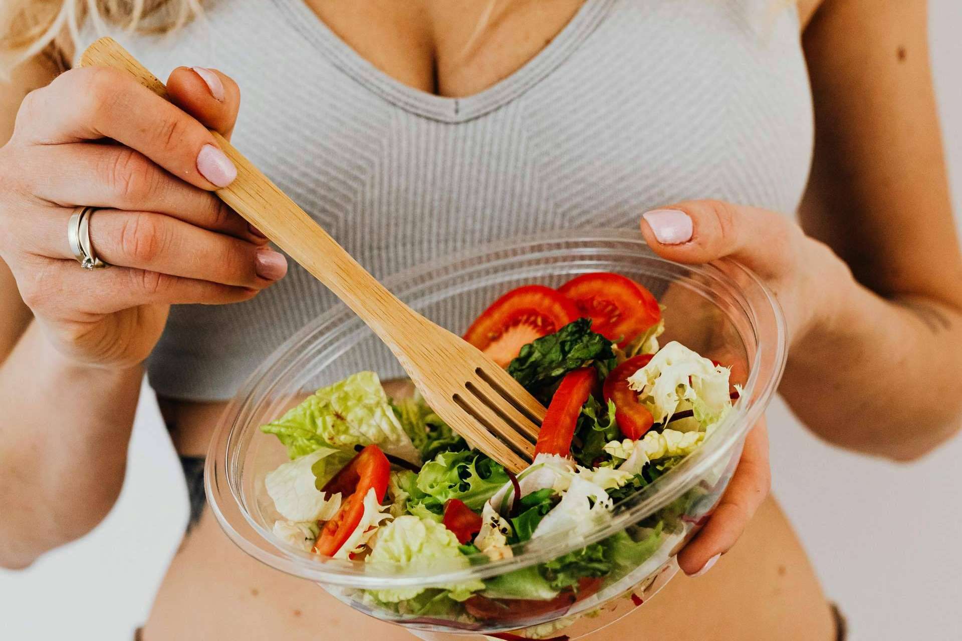 Cómo la combinación de mindfulness y alimentación consciente potencia la salud física y mental