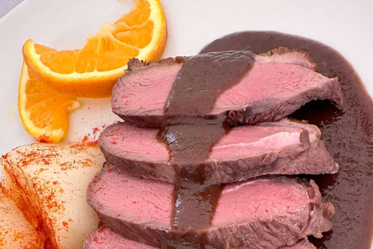 Restaurante San Francisco ofrece menús diarios de lunes a viernes y comer a la carta en un entorno único