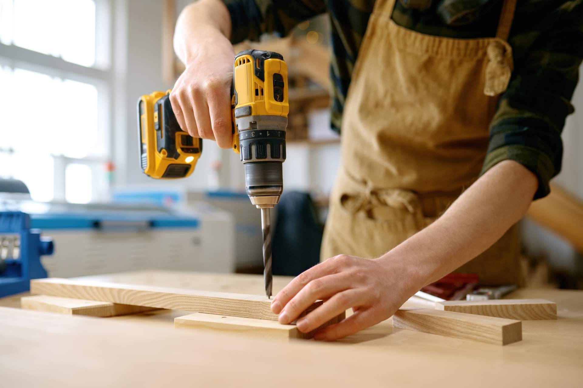 Mister Worker ofrece una gama amplia de herramientas de construcción para profesionales