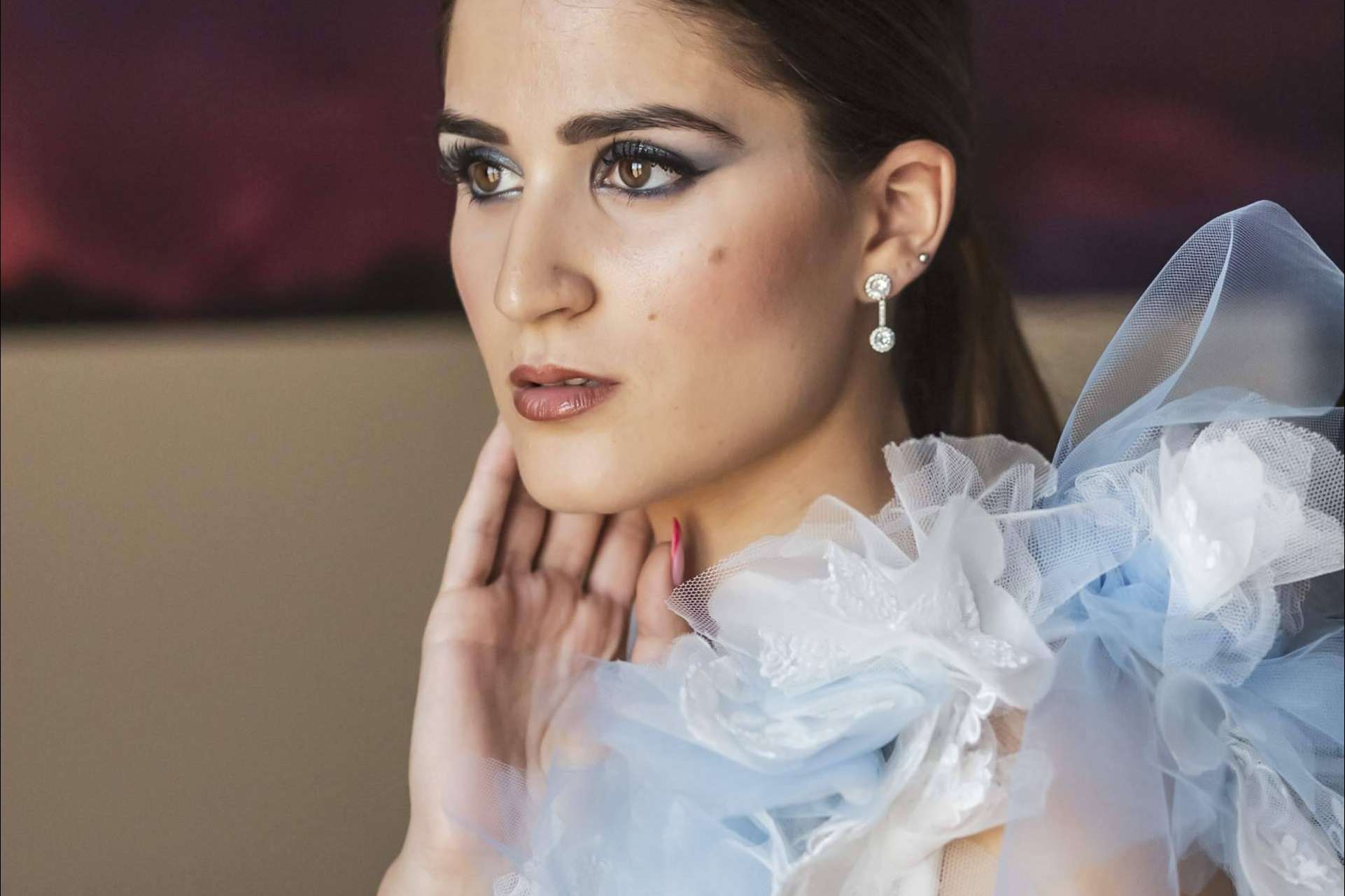 Entrevista exclusiva; Valérie Moreau, la artista que transforma el amor en moda nupcial