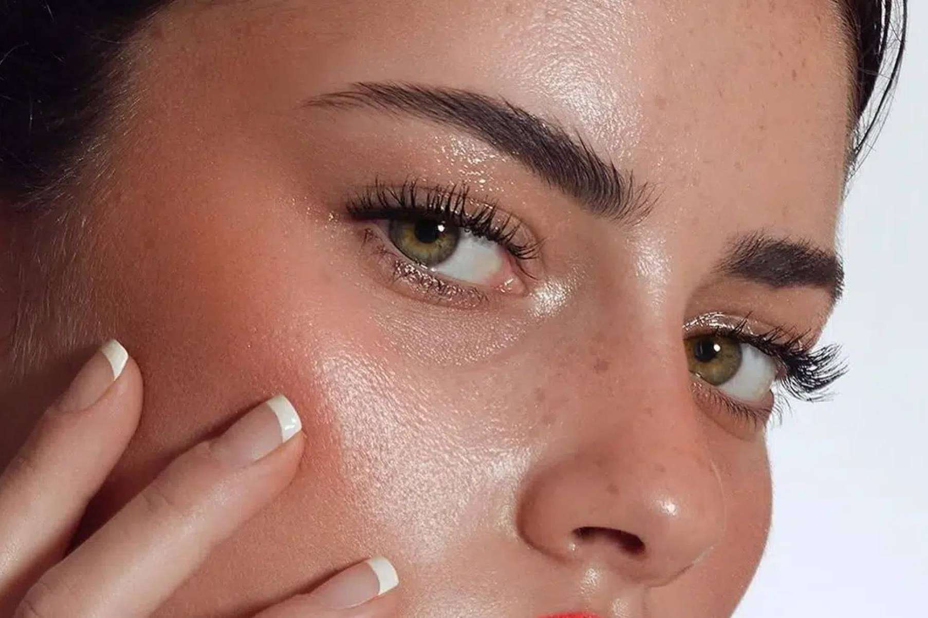 Los maquilladores utilizan esta crema de menos de 15 € para conseguir una piel con efecto ‘glow’