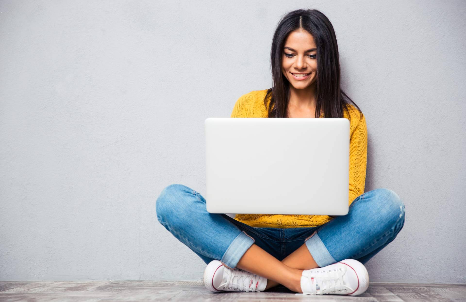 Opositer amplía su catálogo de cursos online para oposiciones docentes y de justicia