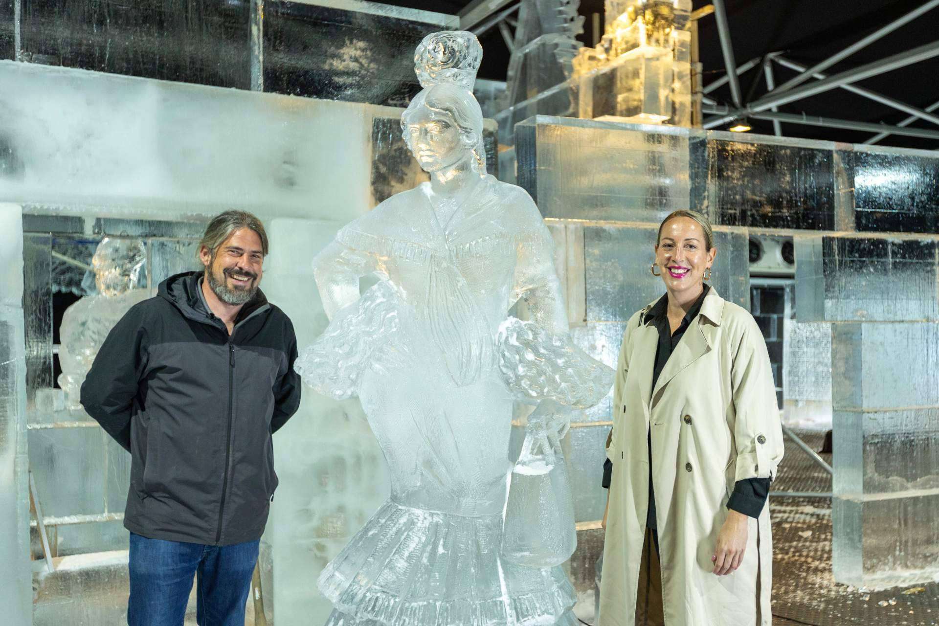 Sevilla se prepara para el frío con 250 toneladas de hielo y 150 de nieve