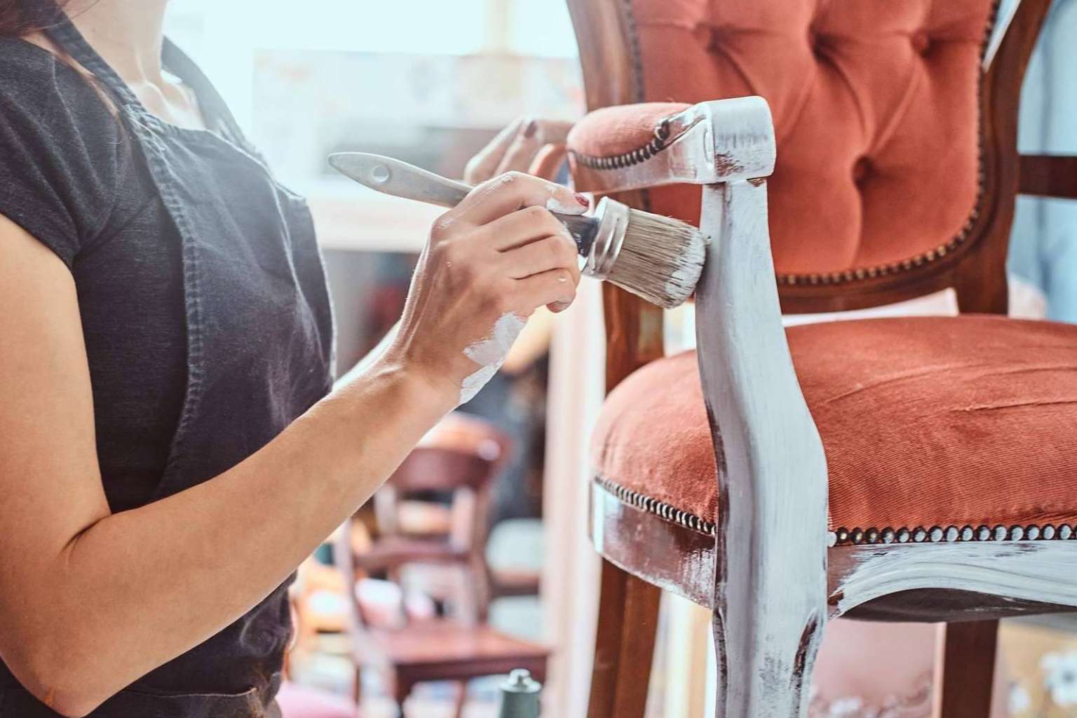 Muebles restaurados, la tendencia de decoración que aporta personalidad al hogar este otoño