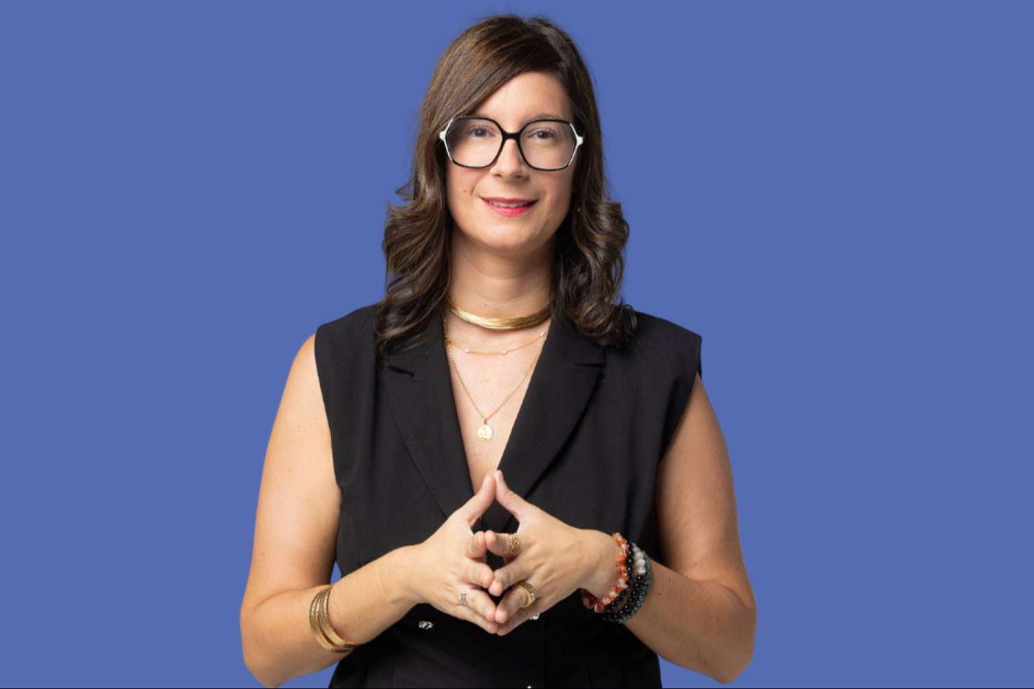 Margarita Ramos Topham lanza un taller gratuito para ayudar a familias a liberarse del peso de sus deudas