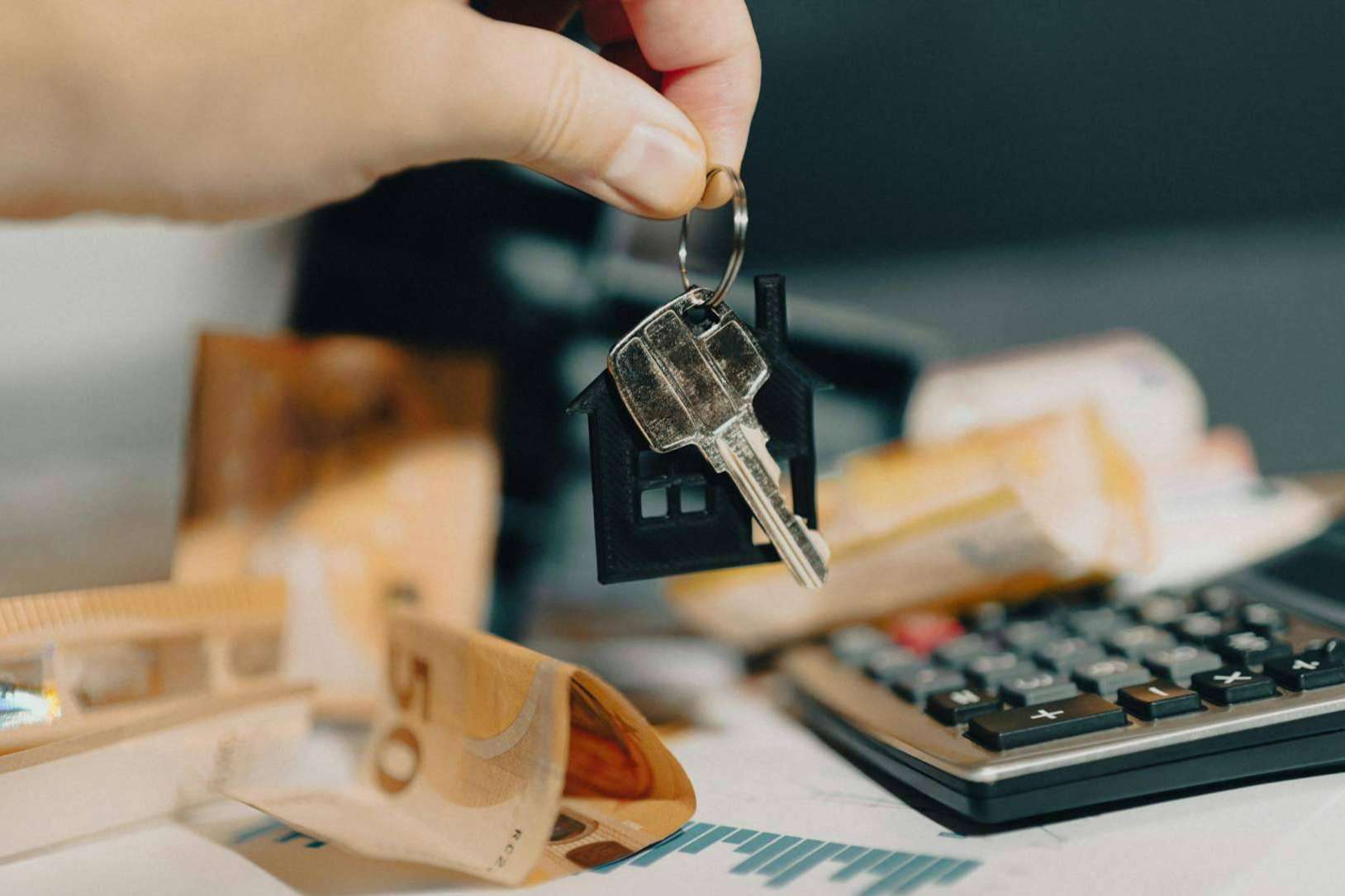 Los clientes de CaixaBank recuperan los gastos de su hipoteca en menos de un mes