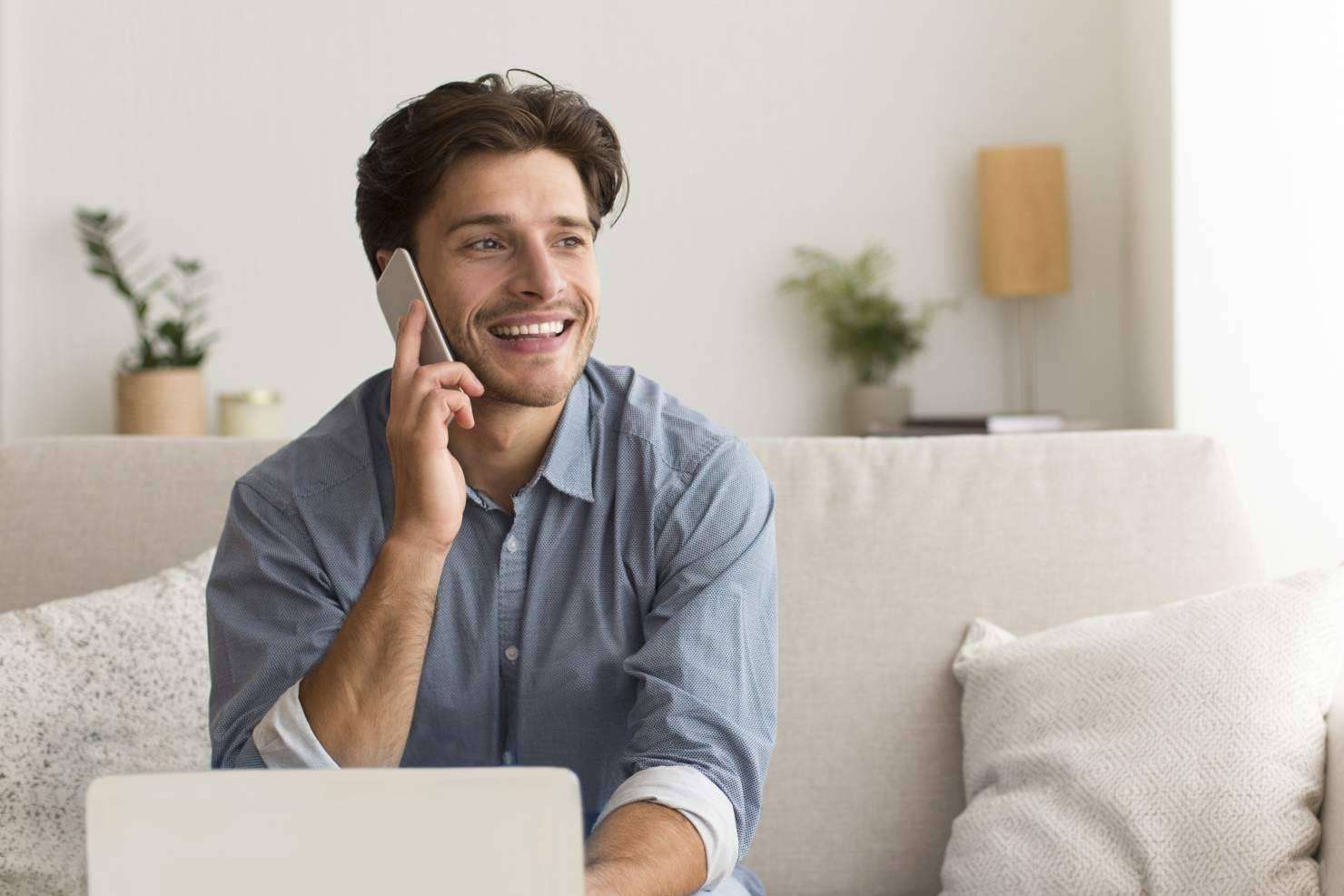 SVAE revoluciona la atención empresarial con su servicio de asistente virtual 24 horas