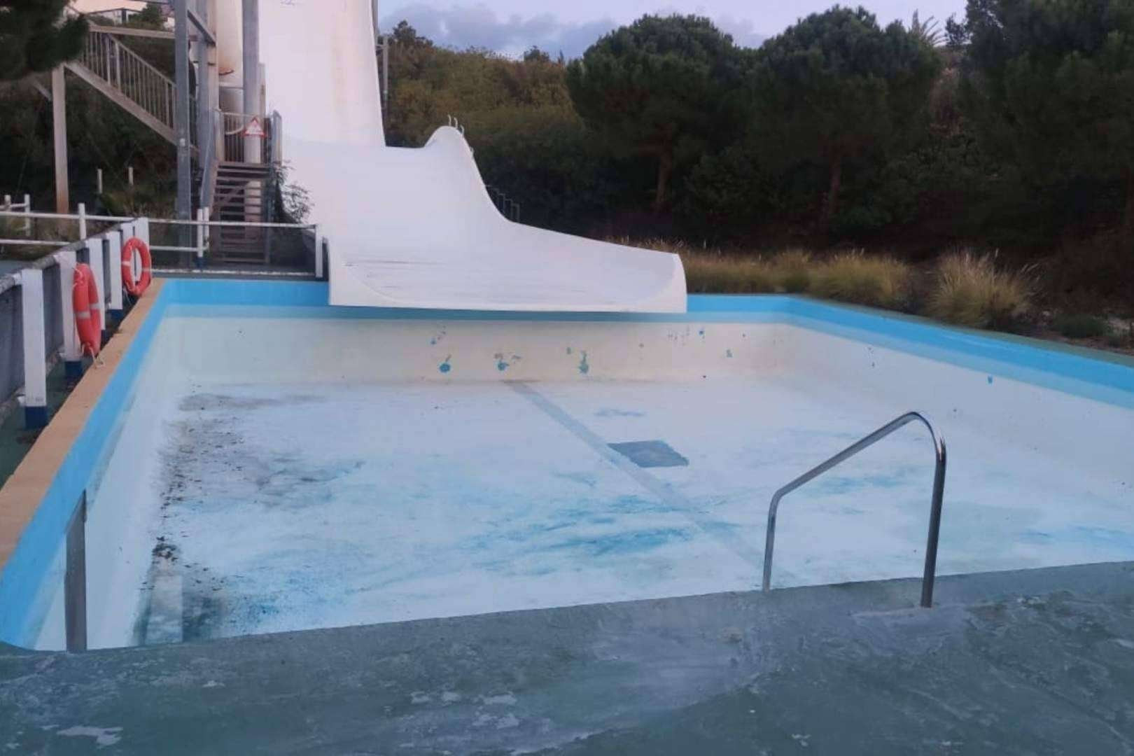 El mantenimiento de piscinas evoluciona con Galvañ Lacados y su limpieza de vapor a alta presión