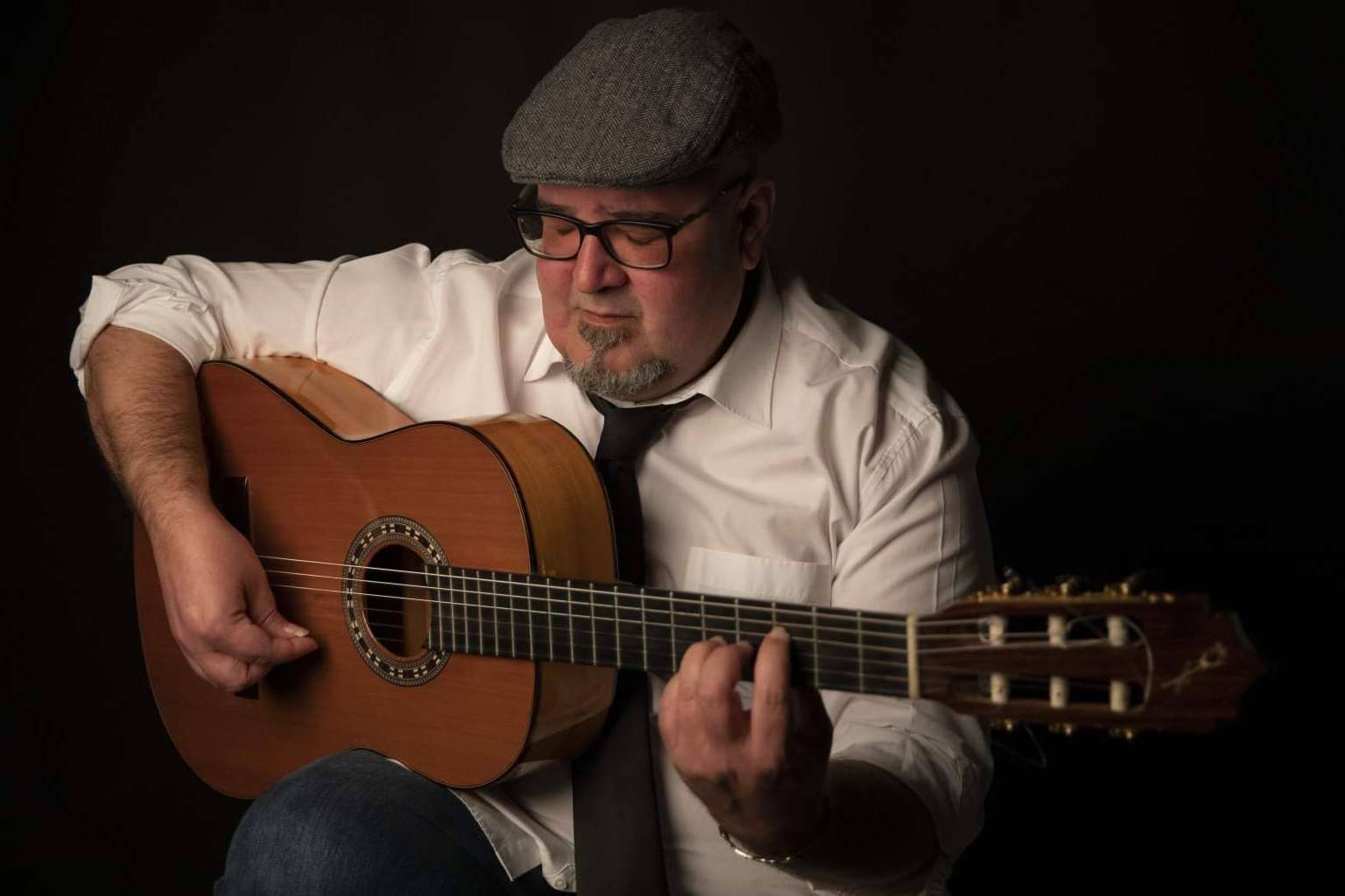 Aprendeguitarra.es firma un convenio de colaboración con la Universidad de Huelva