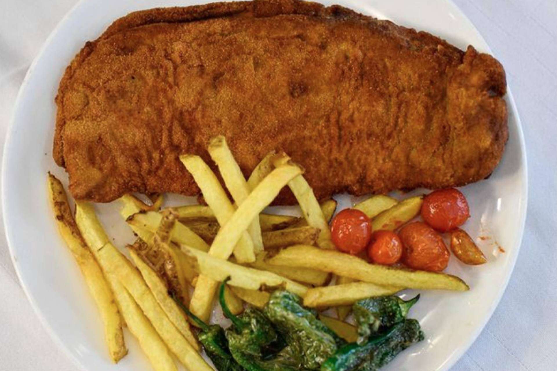 El cachopo, un plato insignia en Pasa Tapas