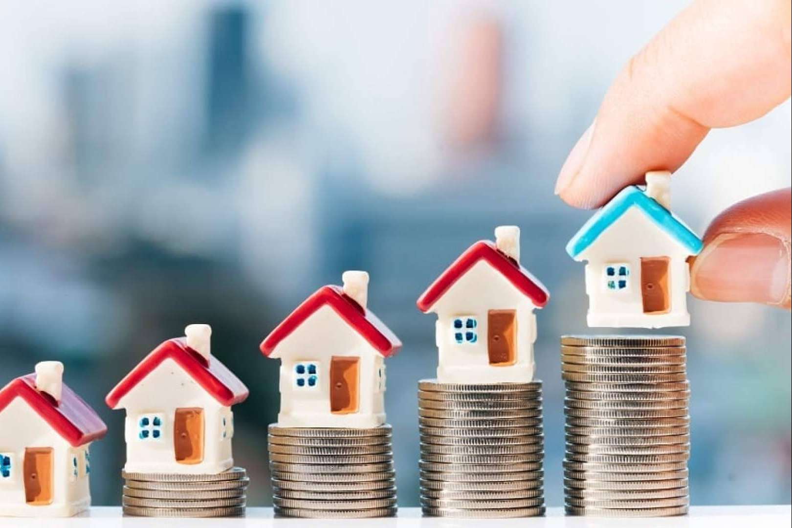 Cómo obtener liquidez mientras se vende una casa