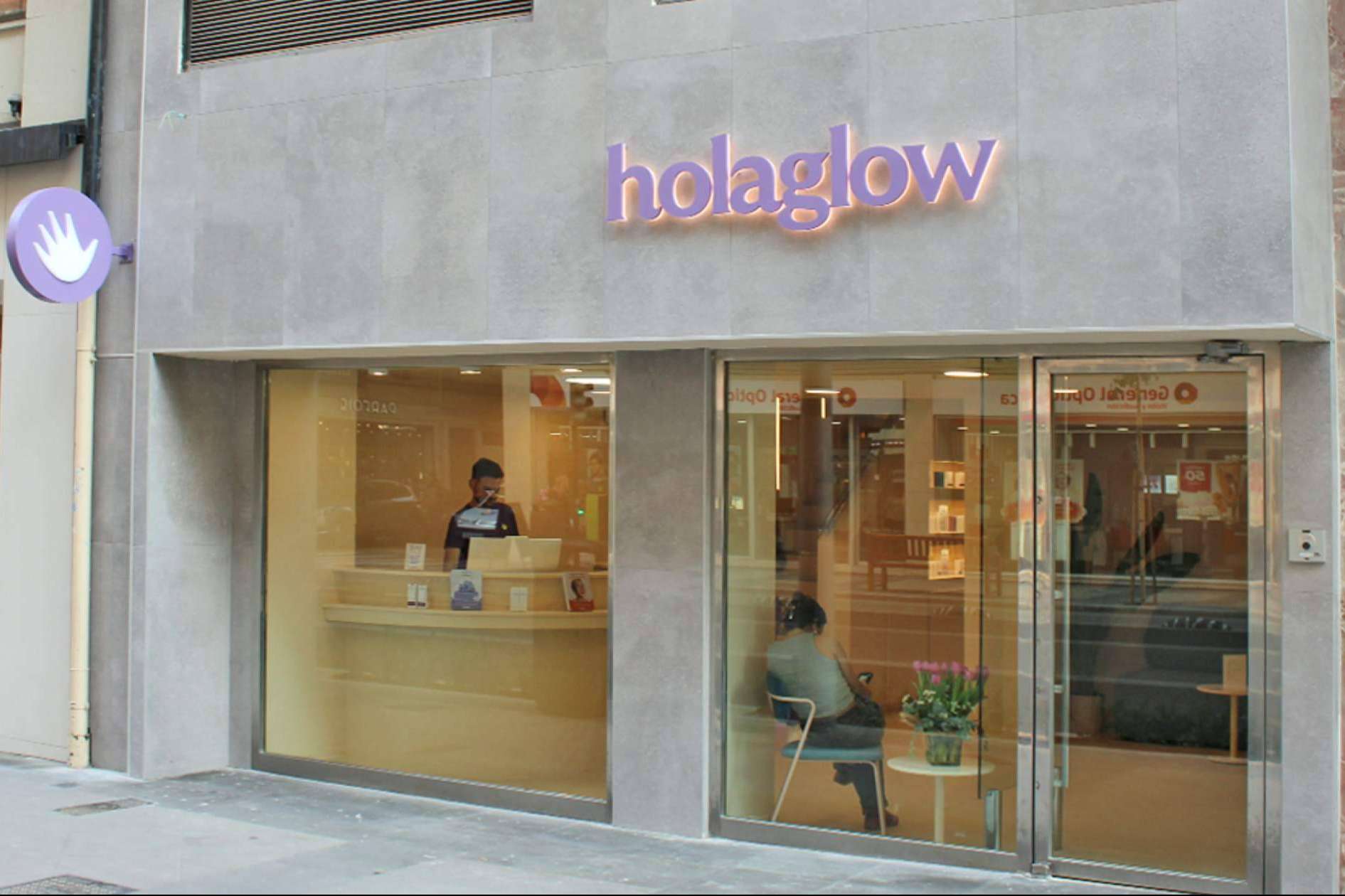 Los ‘match points’ de Holaglow; digitalización, excelencia y seguridad en la medicina estética