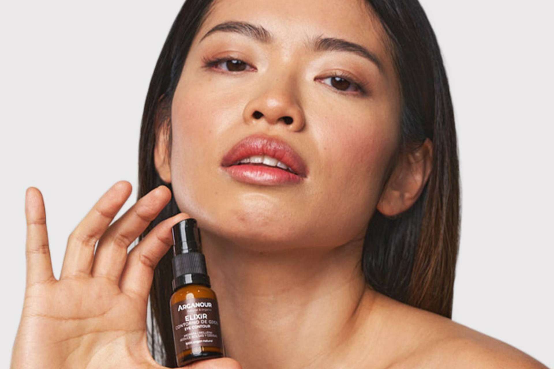 ELIXIR, el contorno de ojos que rejuvenece la mirada en solo 14 días