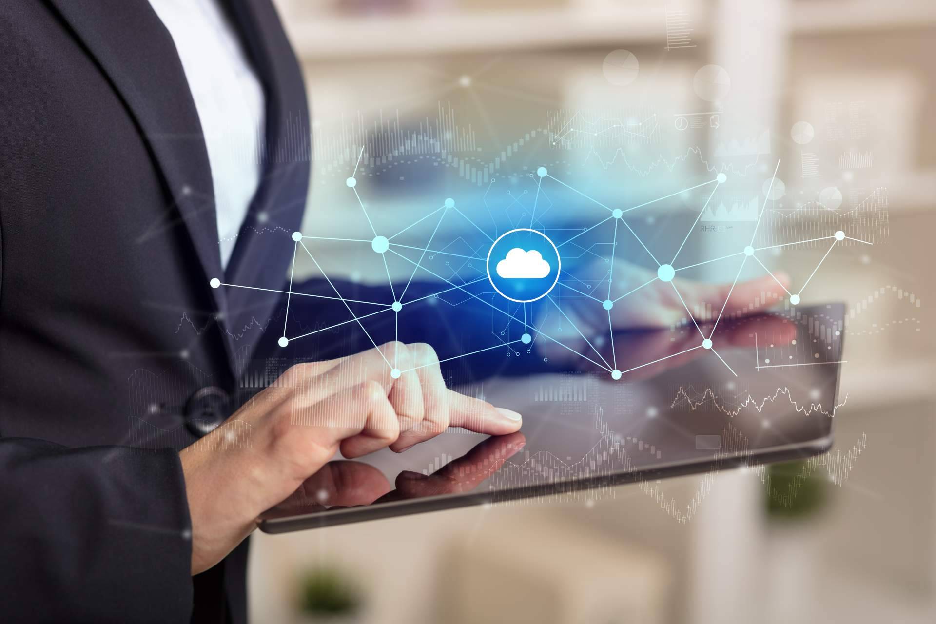 Blockchain y energía, cómo las comunidades de propietarios pueden gestionar su luz de forma transparente y segura
