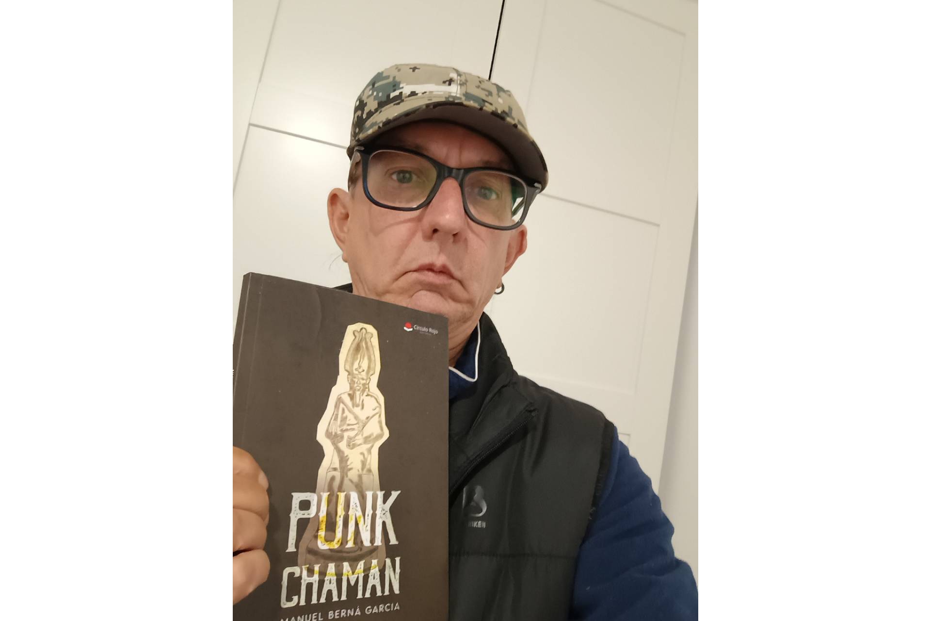 ´PUNK CHAMÁN´; Un viaje poético entre el delirio y la lucidez