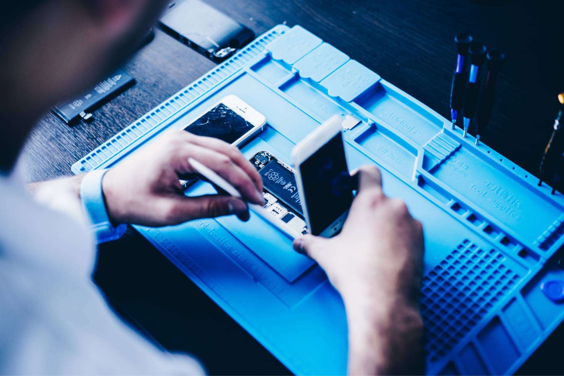Pantallas de iPhone; Mitos y verdades sobre su reparación