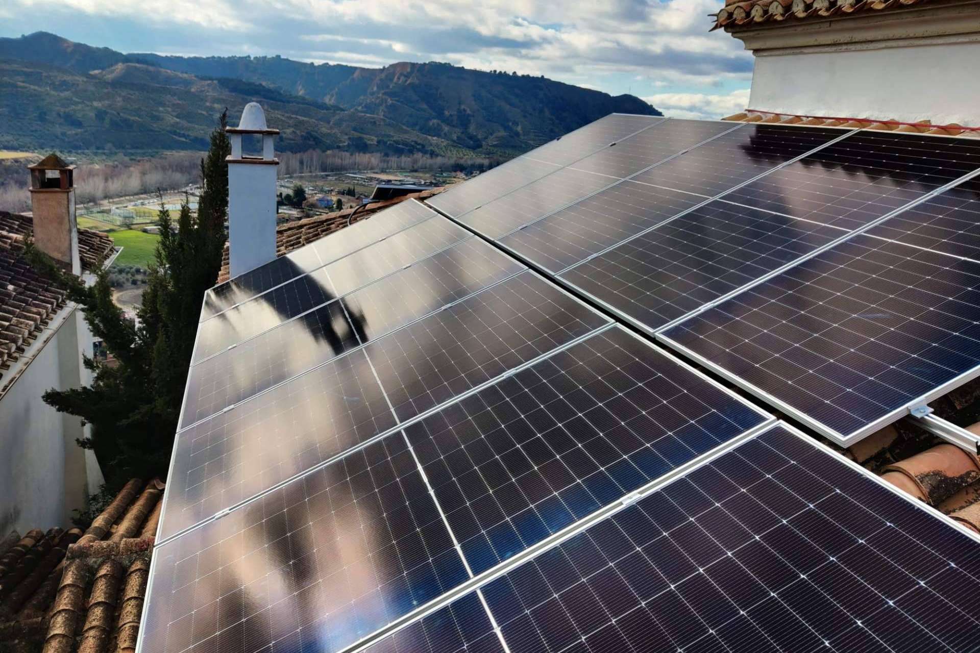 Hacer que el sol pague la factura de la luz; Así funcionan las placas solares