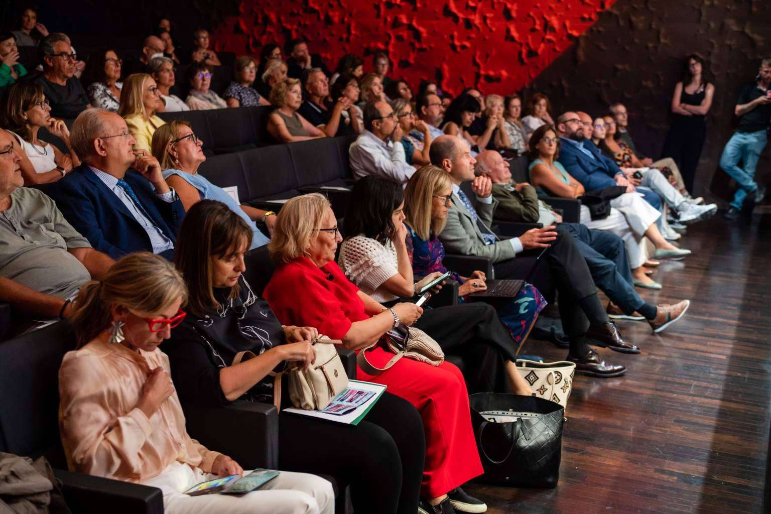 Teresa Regueiro y la Comunidad Española de Pacientes con Mieloma Múltiple; Impulsando la Visibilidad del Mieloma en Redes Sociales y sociedad en general