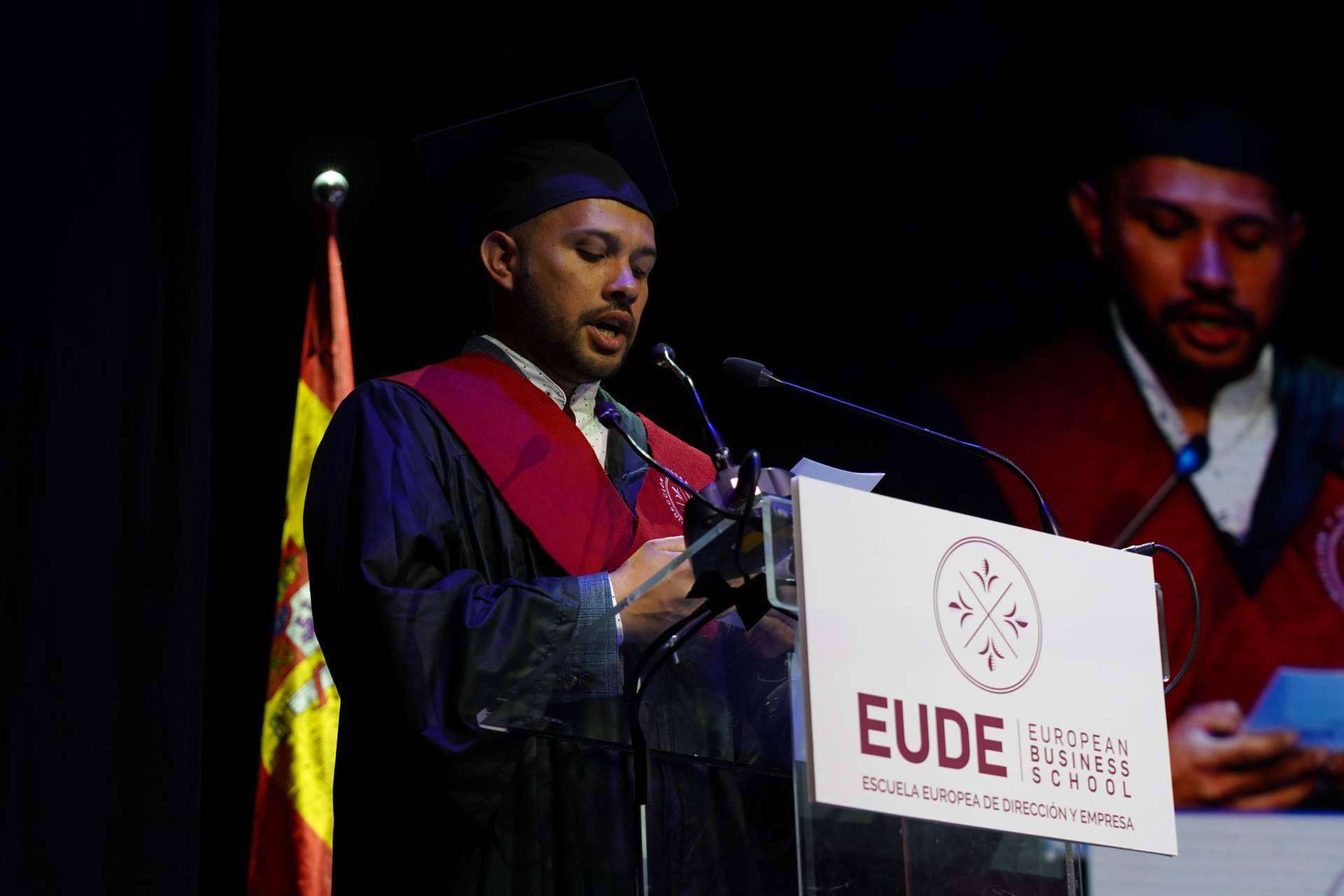 EUDE Business School destaca en formación online y presencial para líderes empresariales