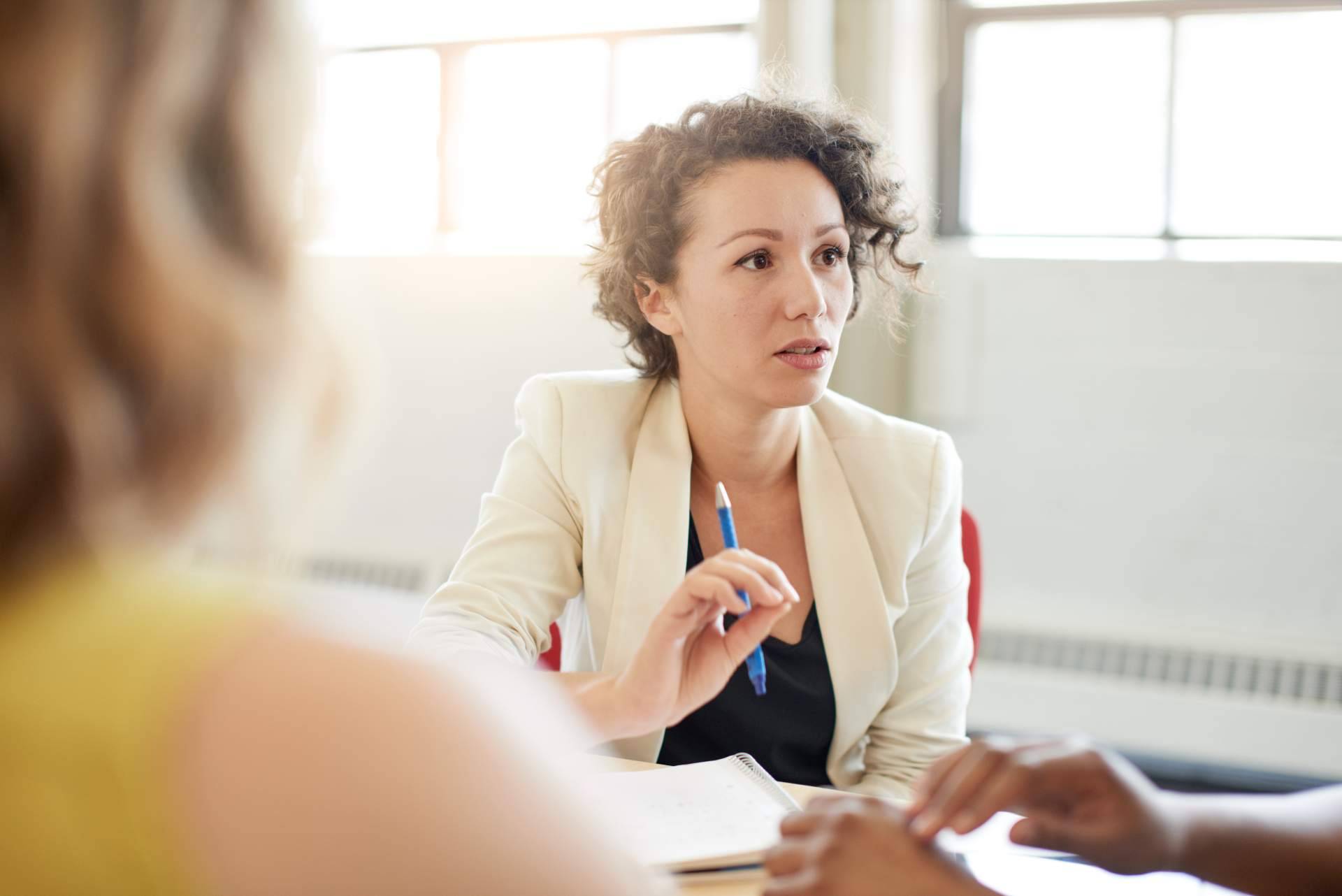 Qué son las entrevistas por competencias y los aspectos claves a tener en cuenta al realizarlas