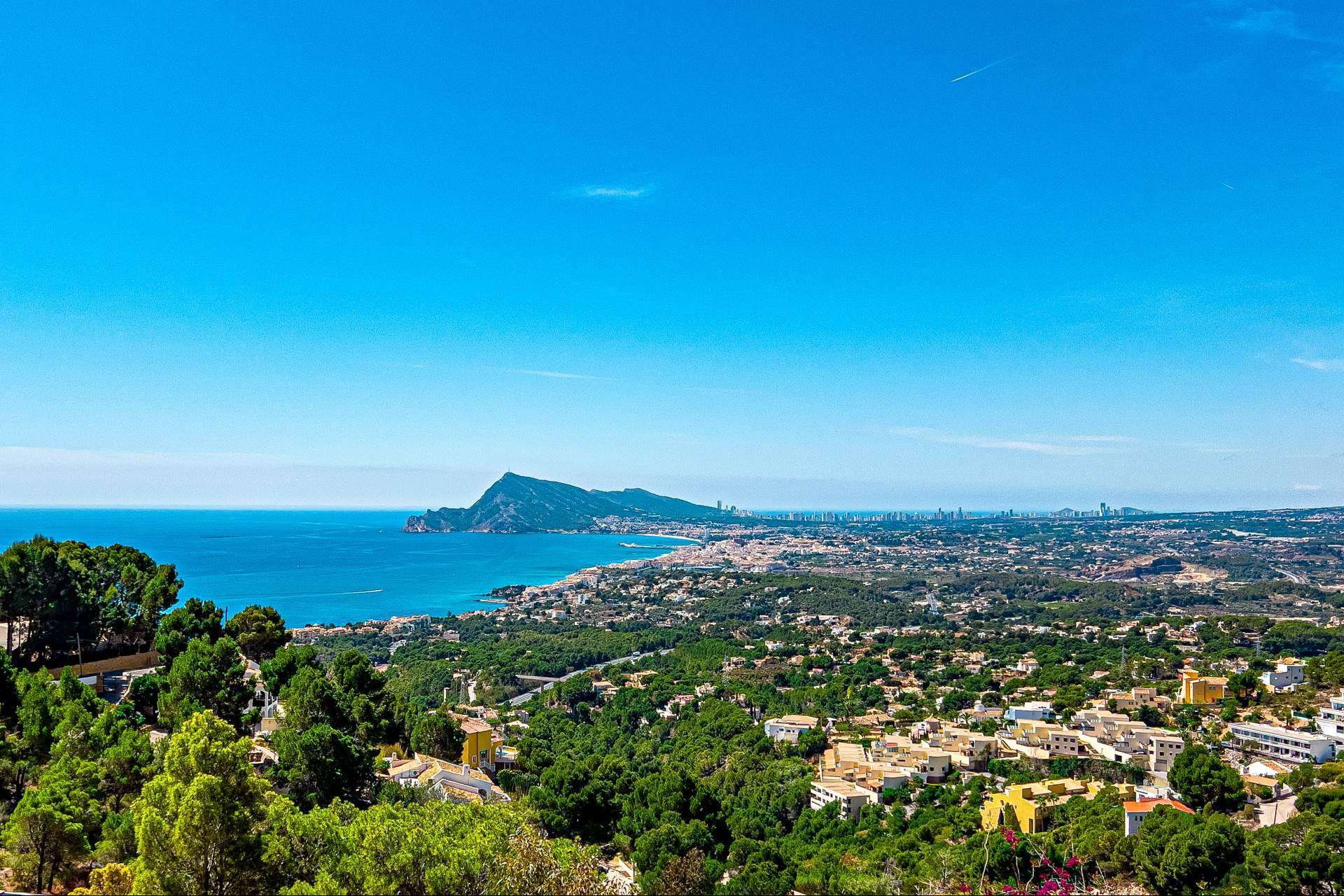 ¿Por qué tantos extranjeros compran casa en Altea y la Costa Blanca?