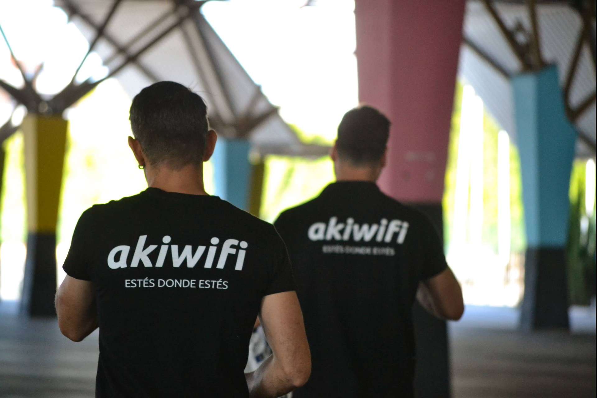 Akiwifi lanza su servicio de internet de temporada para quienes solo necesitan conexión en periodos concretos