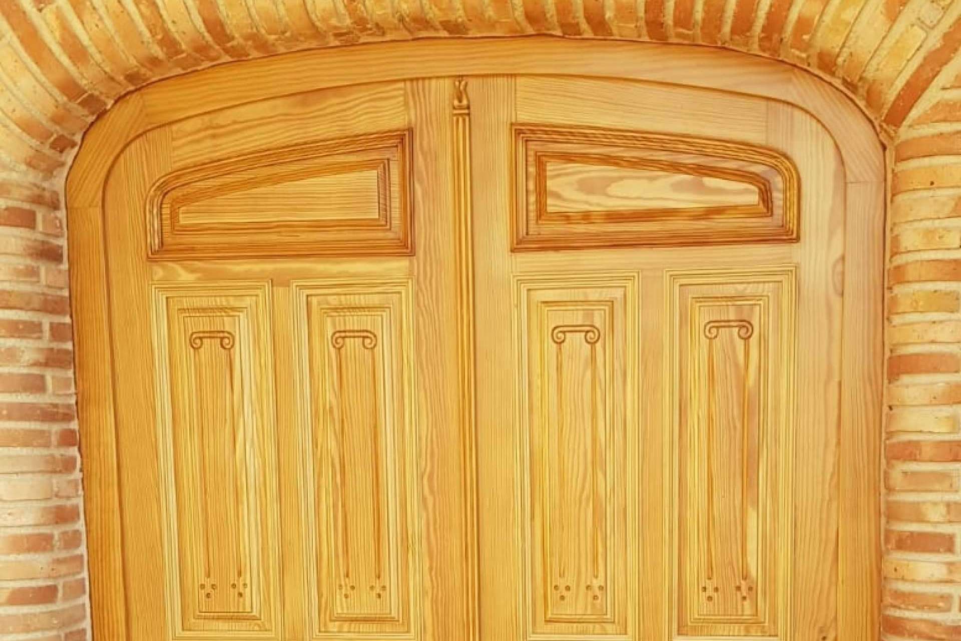 Galvañ Lacados, especialistas en restauración de portones de entrada en la provincia de Alicante
