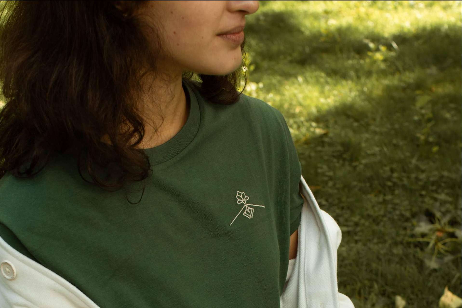 Greener revoluciona la moda sostenible con prendas que purifican el aire
