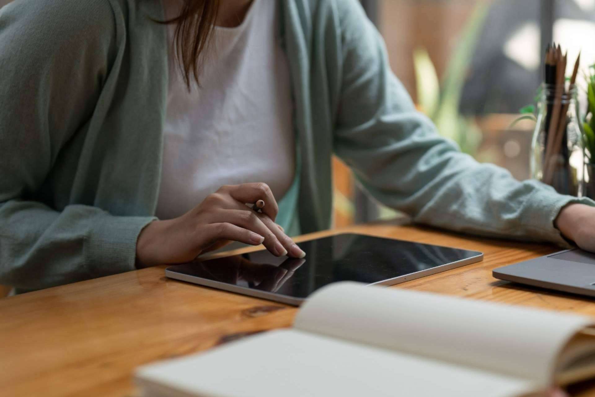 Aulas presenciales + Zoom; el nuevo modelo que facilita la ESO para trabajadores