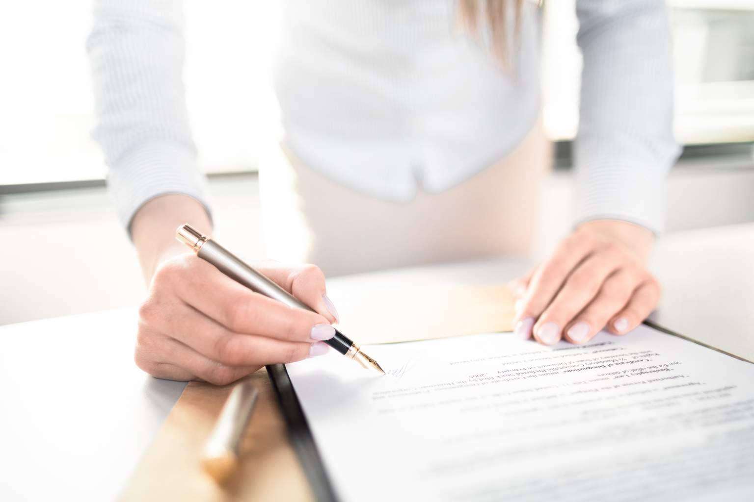 Buscar abogados en Ferrol especializados en diferentes materias es fácil