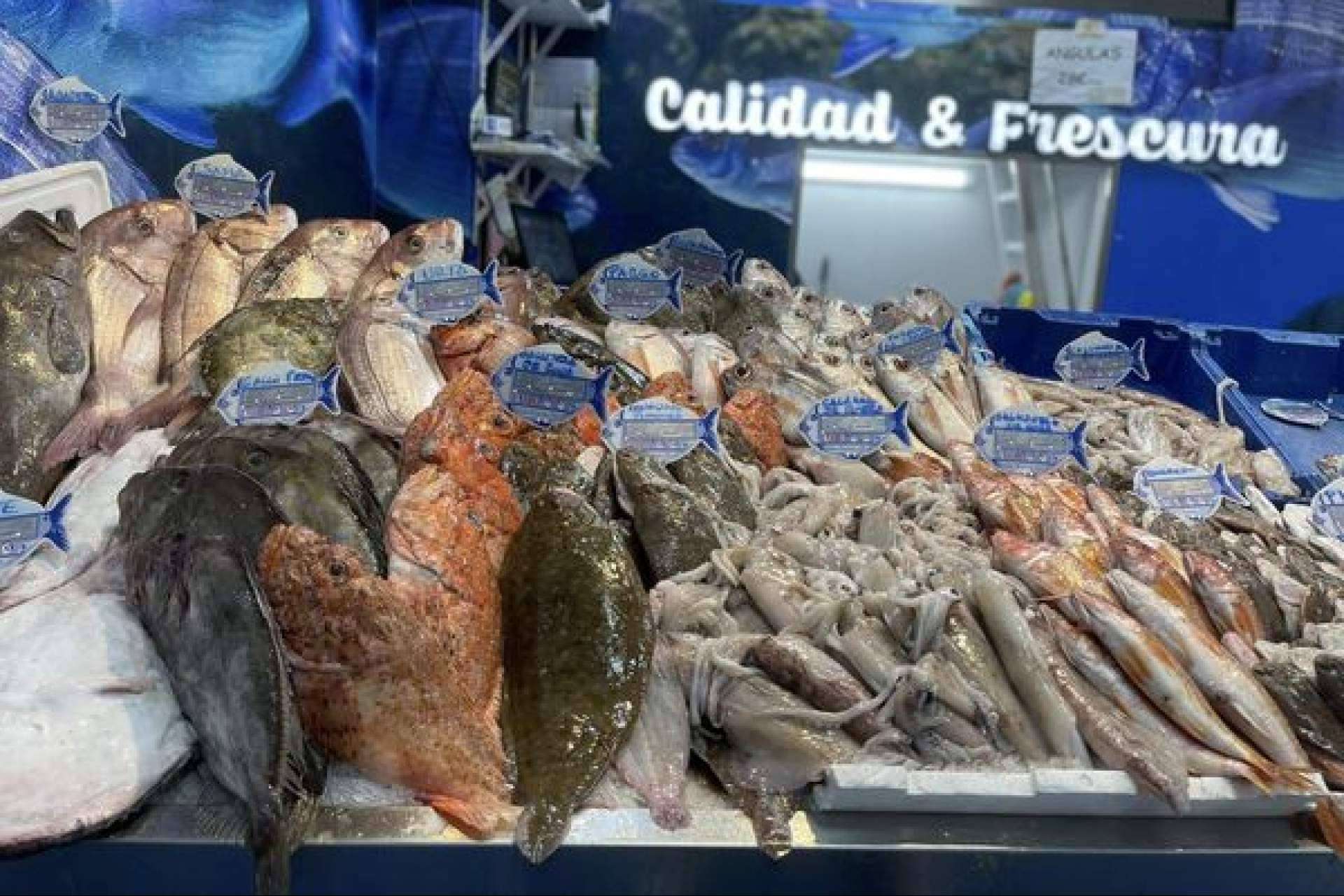 El sabor del mar llega a Ceuta con Pescadería Younes; frescura y calidad garantizadas