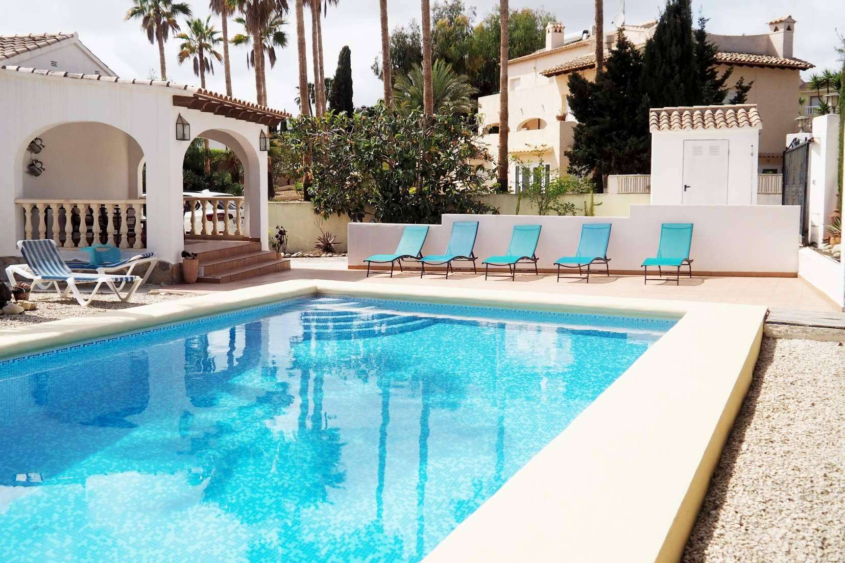 Cómo elegir la villa perfecta para vacaciones en Calpe
