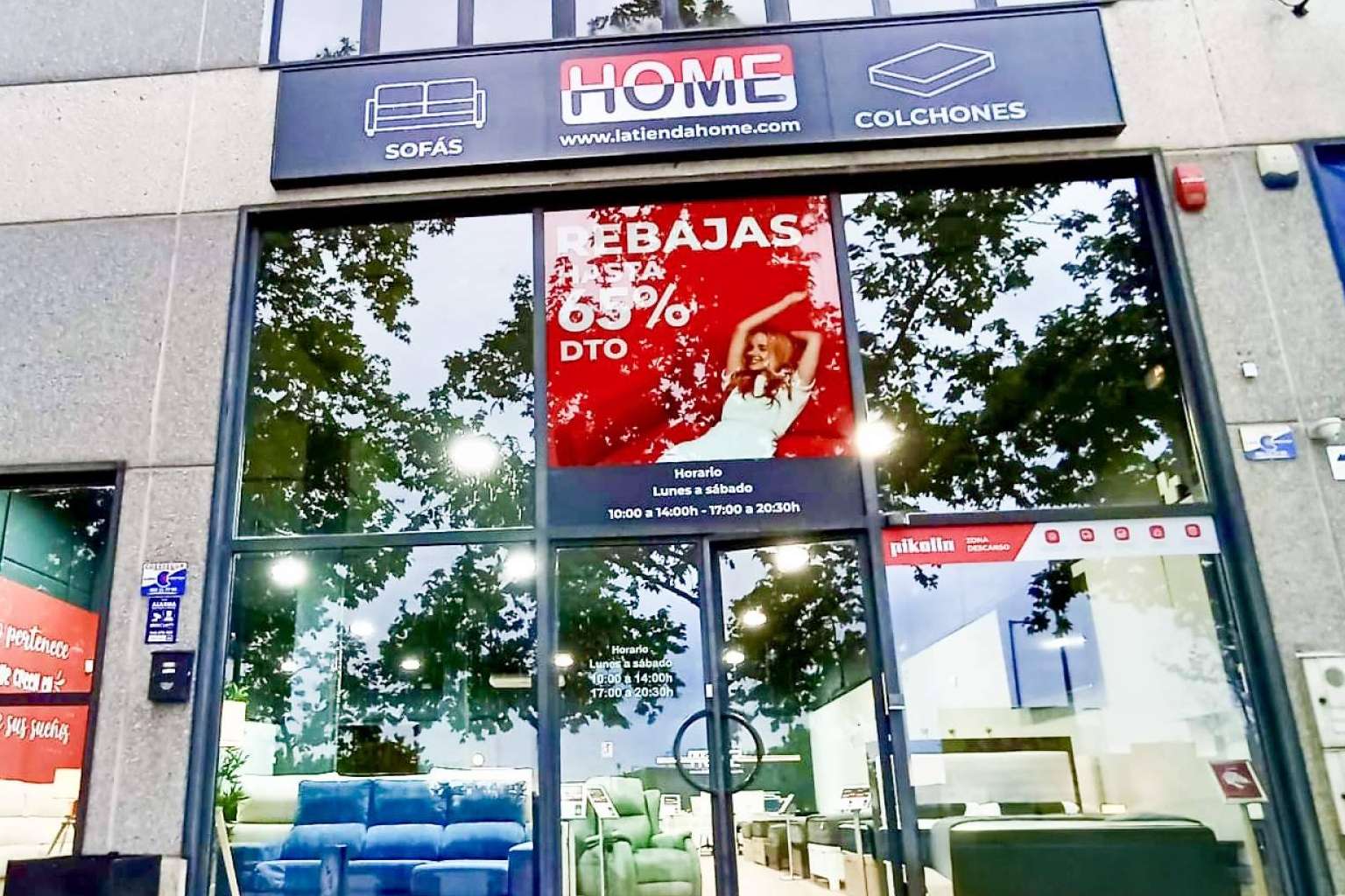 La Tienda HOME abre sus puertas en San Sebastián de los Reyes con colchones y sofás a precios competitivos