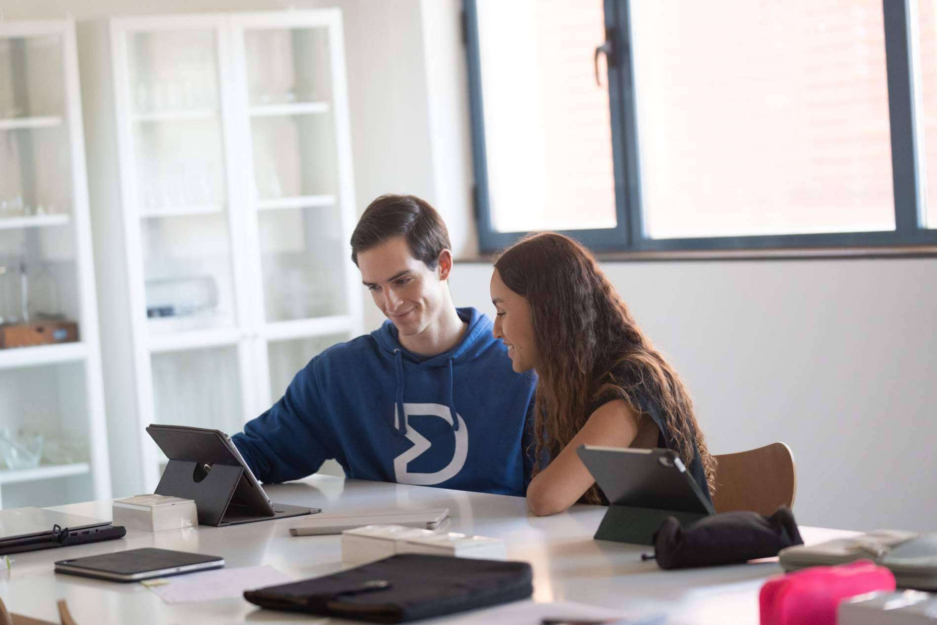 Volver a estudiar para avanzar, el nuevo perfil del opositor según Davante