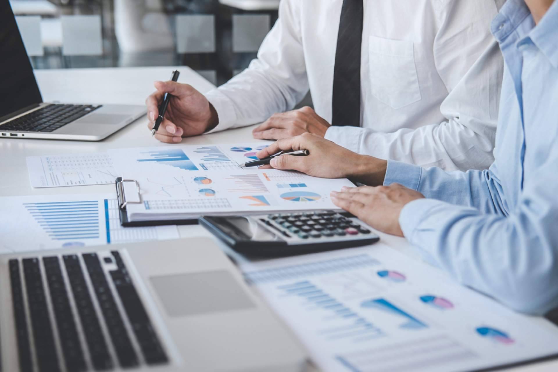 AVERON combina estrategia y subvenciones como agencia de marketing y publicidad digital