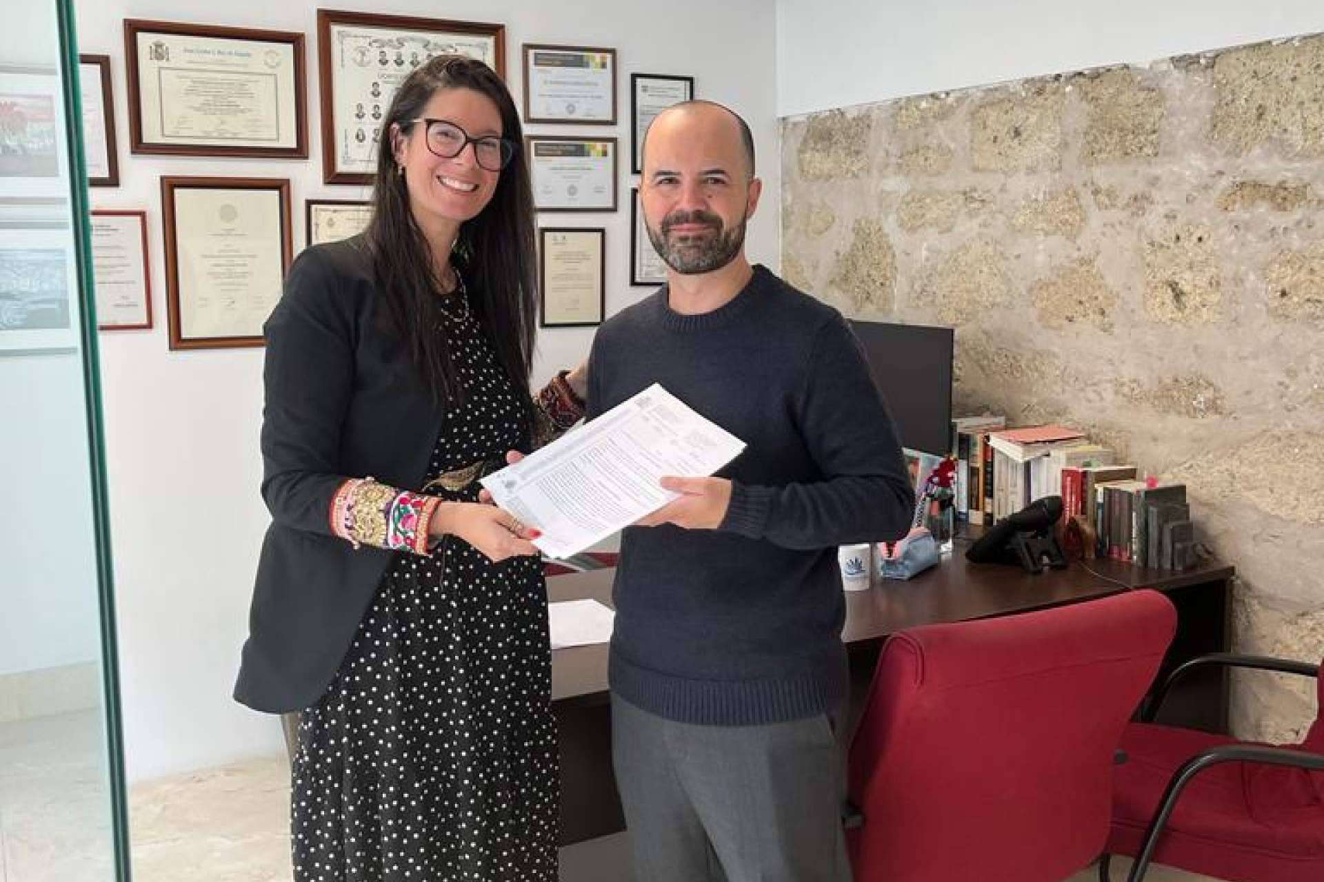 Embargos en aumento; la falta de acción frente a las deudas arrastra a cientos en Canarias