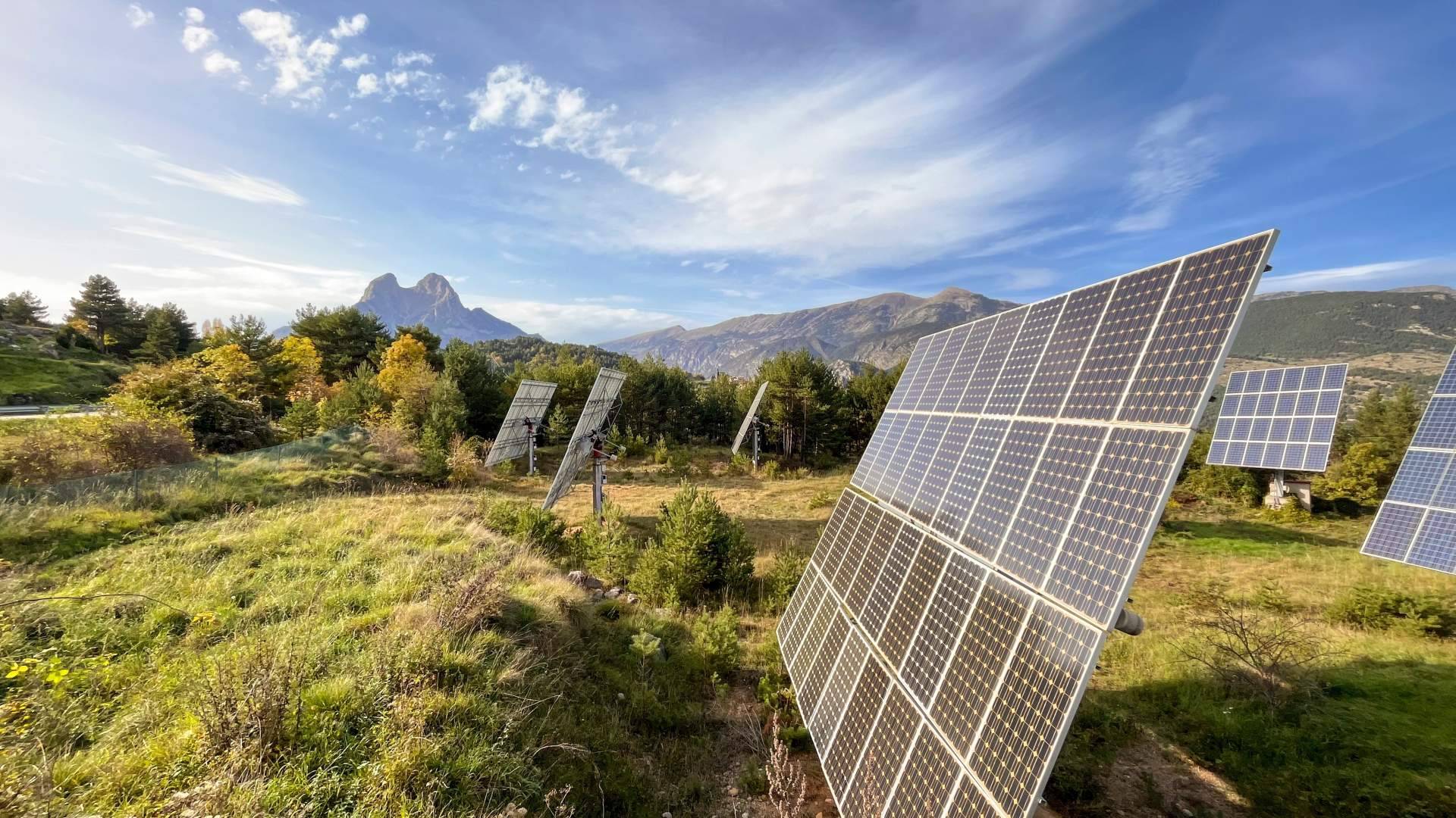 Una comunidad de vecinos ahorra 12.000 euros al optimizar su contrato eléctrico y cambiar de comercializadora