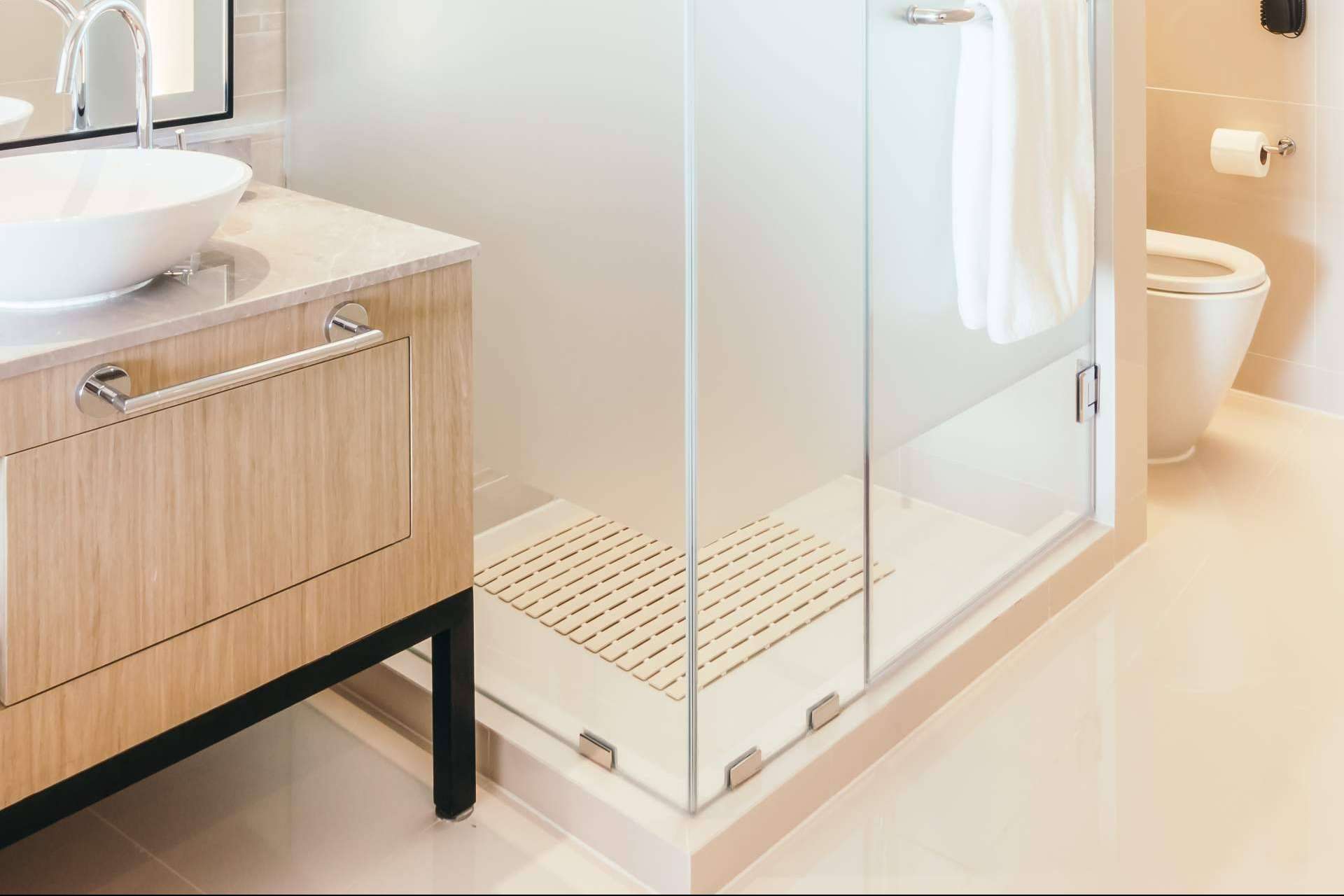 Tendencias en cuartos de baño; los platos de ducha se imponen frente a la bañera