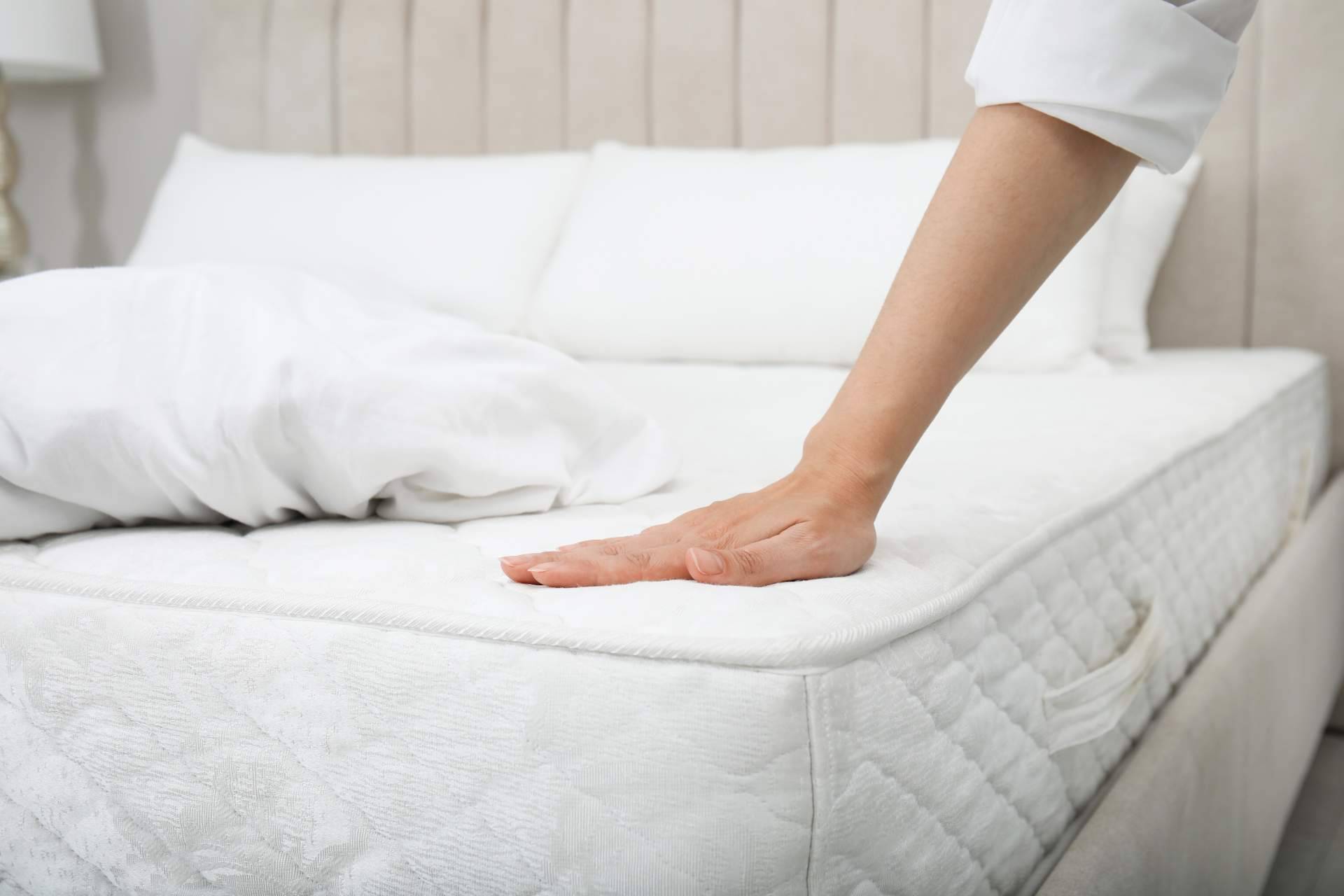 Cómo elegir el colchón perfecto según los expertos en descanso de La Tienda Home