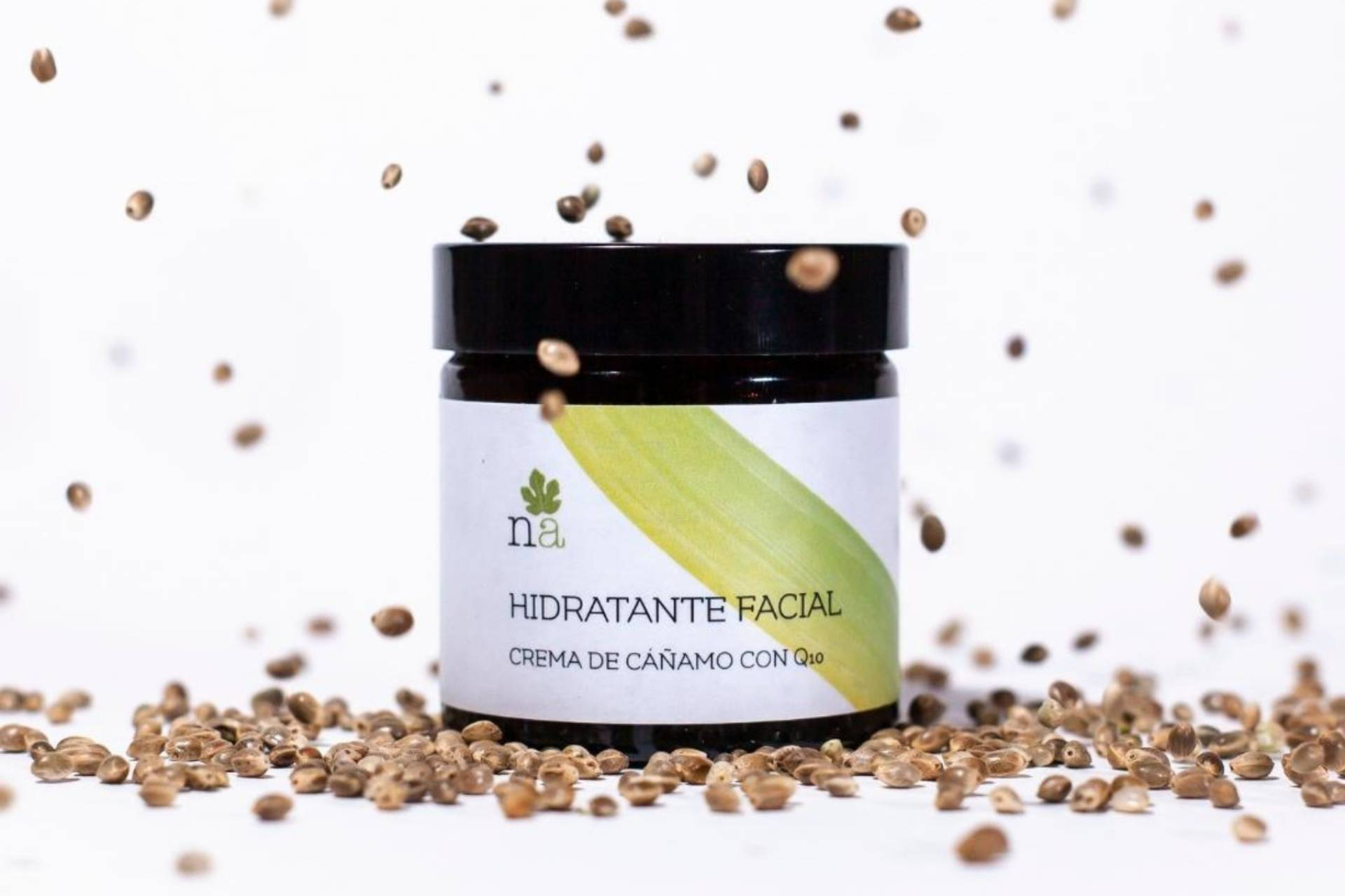 Naturalicia y la neurocosmética; unión de belleza ecológica y bienestar emocional