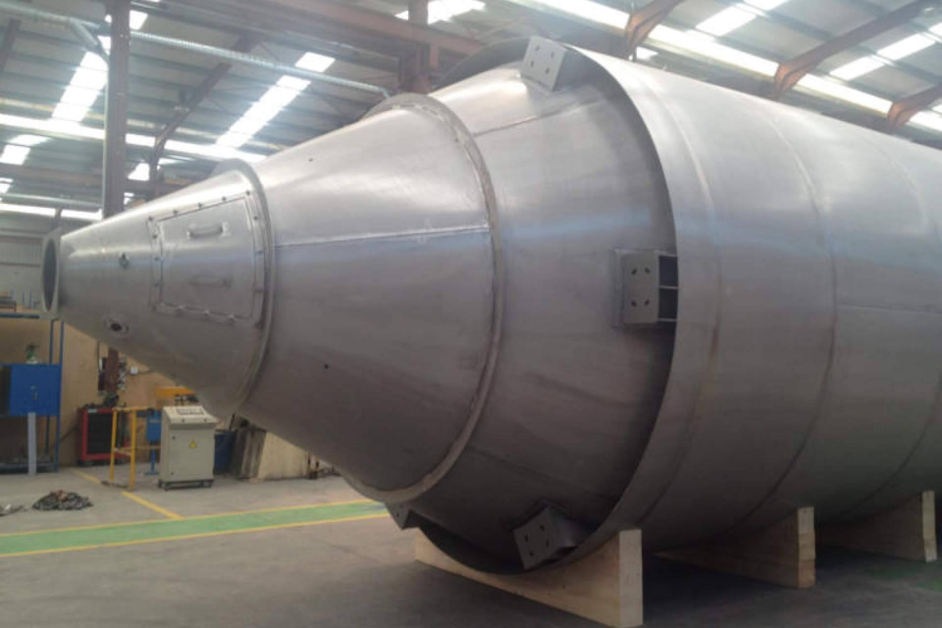 Fabricación de depósitos a medida para grasas, aceites y melazas; CM Barreal adapta cada proyecto sin límite de tamaño