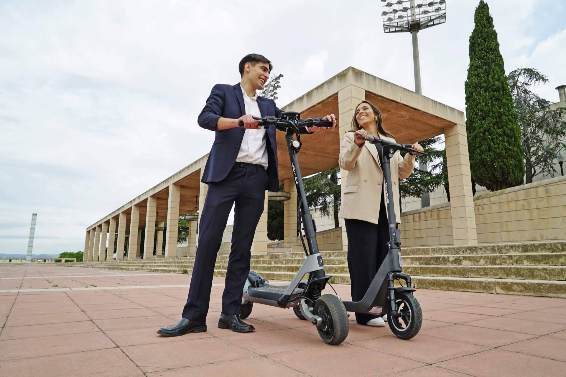 Black Friday en JOYOR; cinco claves antes de comprar un patinete eléctrico
